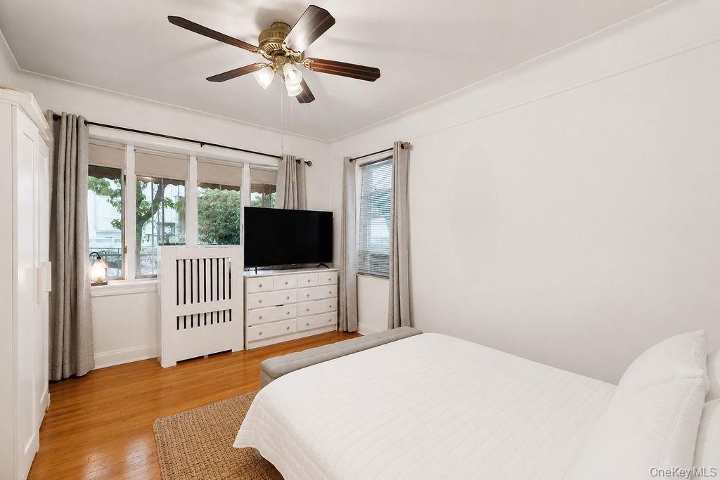 Single Family Harrington Avenue Bronx, NY 10461, MLS-1008066-5