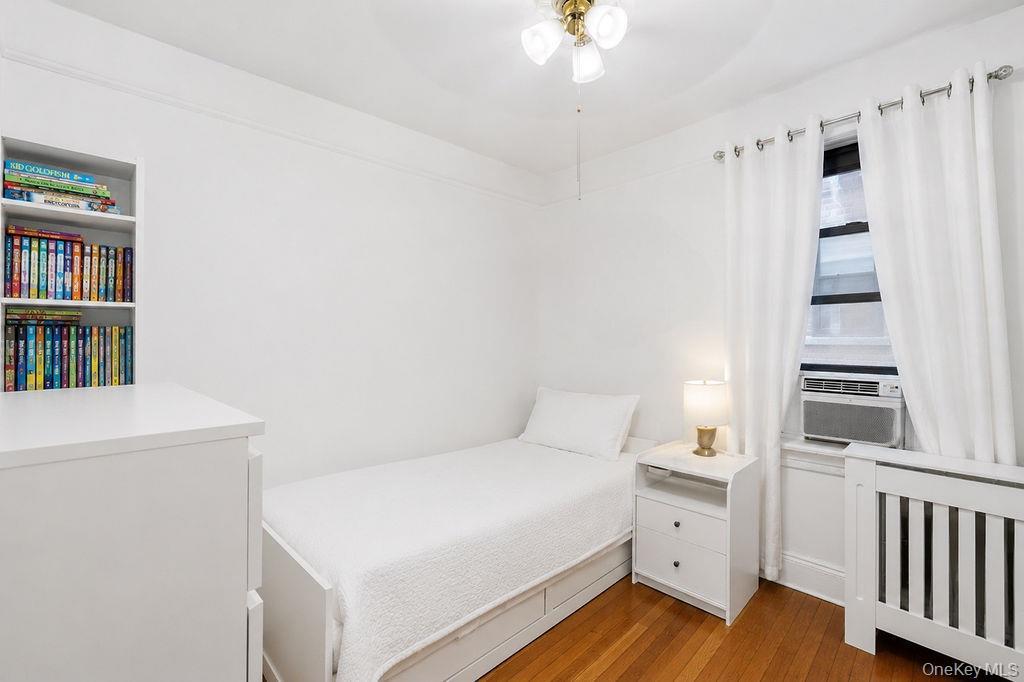 Single Family Harrington Avenue Bronx, NY 10461, MLS-1008066-7
