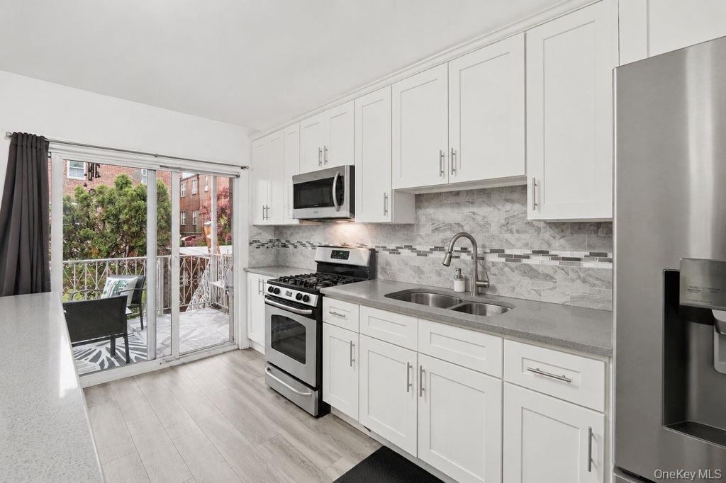 Single Family Harrington Avenue Bronx, NY 10461, MLS-1008066-9