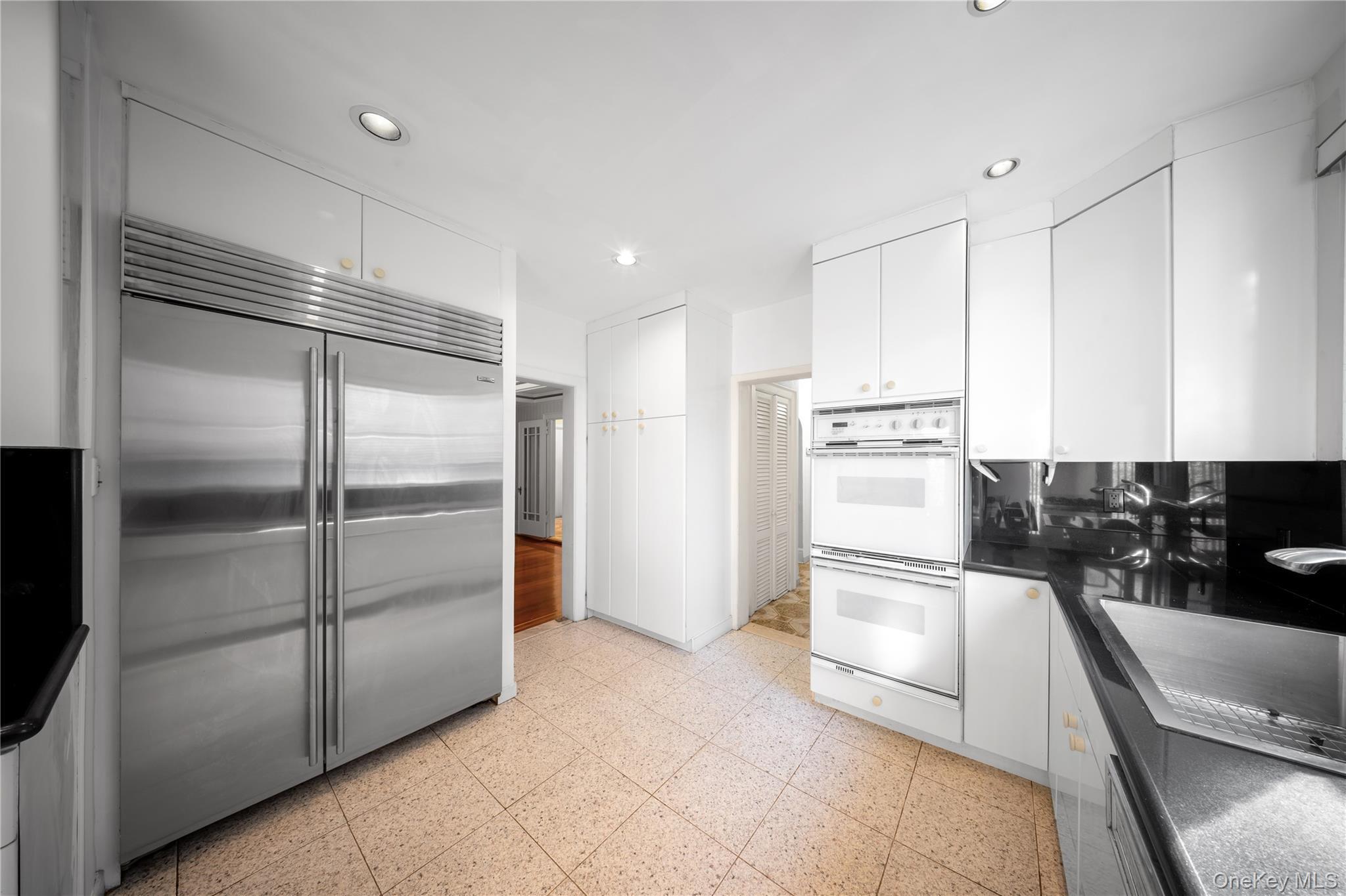 Single Family Dartmouth Street Queens, NY 11375, MLS-1008074-10