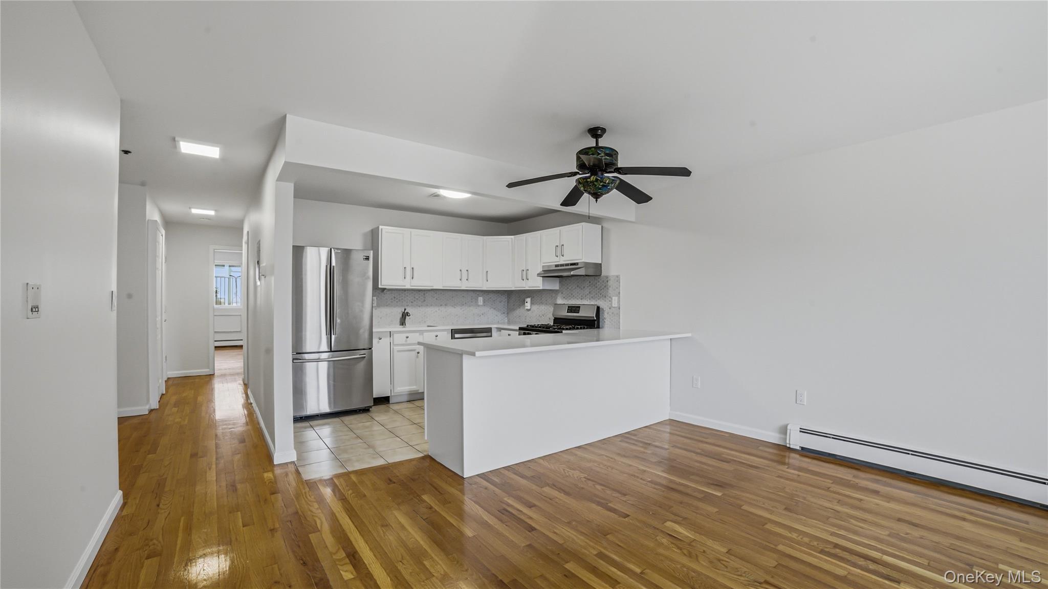 Single Family Colonial Bronx, NY 10461, MLS-1008077-3