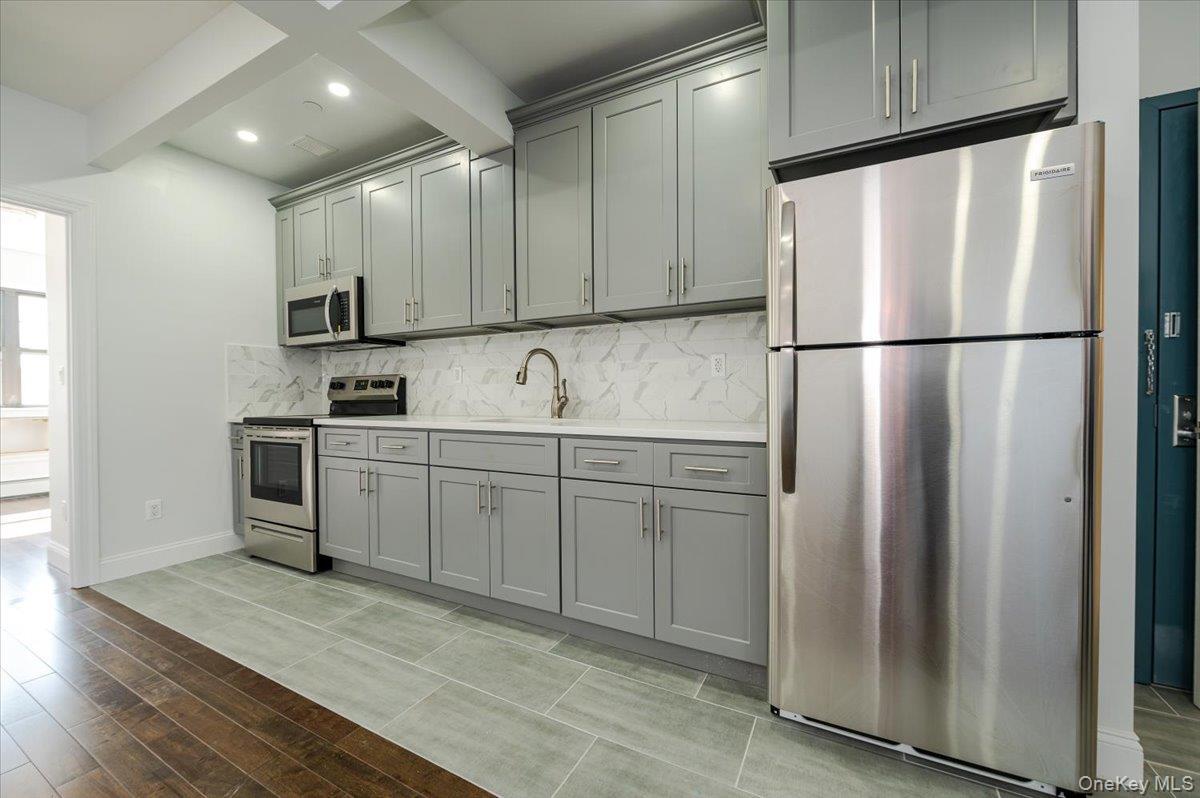 Apartment Burr  Bronx, NY 10461, MLS-1008099-7