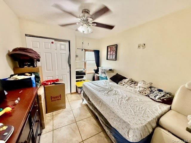 Single Family E 7th Road Queens, NY 11693, MLS-1008109-13