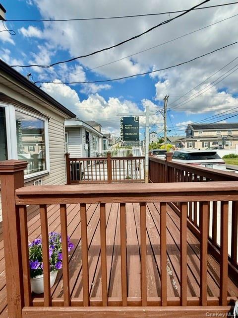 Single Family E 7th Road Queens, NY 11693, MLS-1008109-18