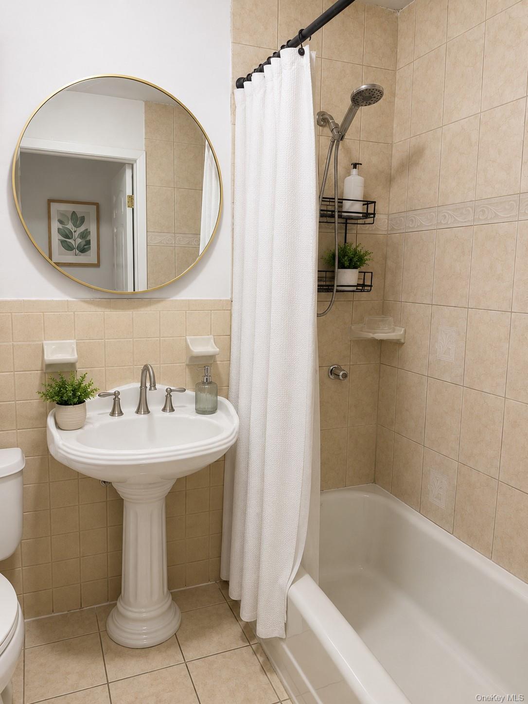 Single Family Grant  Brooklyn, NY 11208, MLS-1008117-11