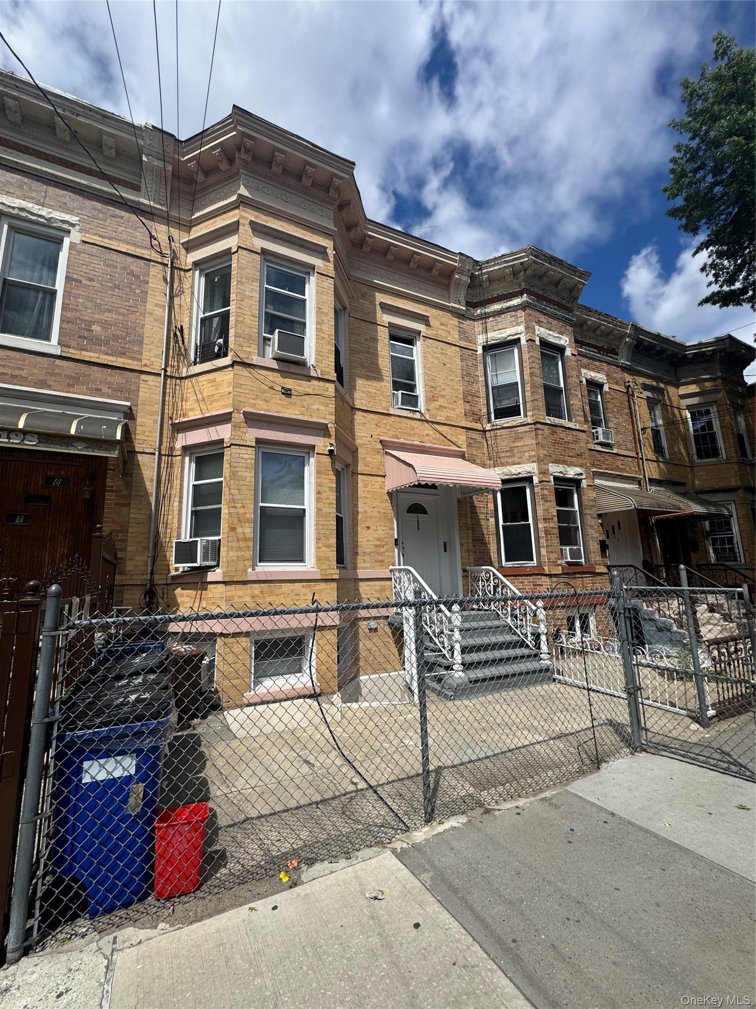 Single Family Grant  Brooklyn, NY 11208, MLS-1008117-27