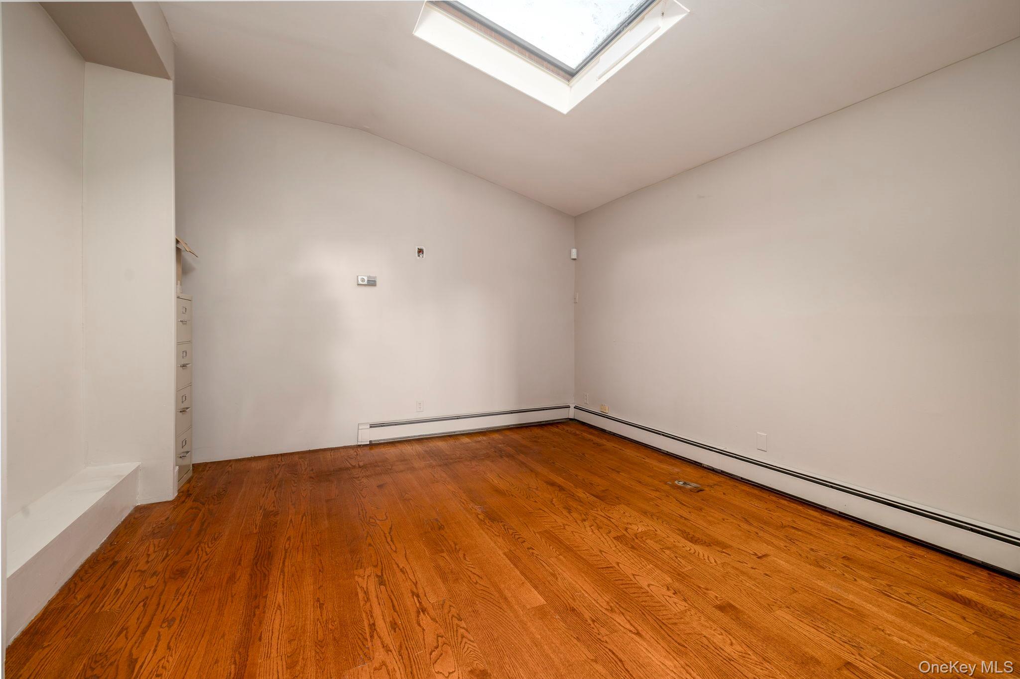 Single Family Woodward Avenue  Nassau County, NY 11793, MLS-1008154-16