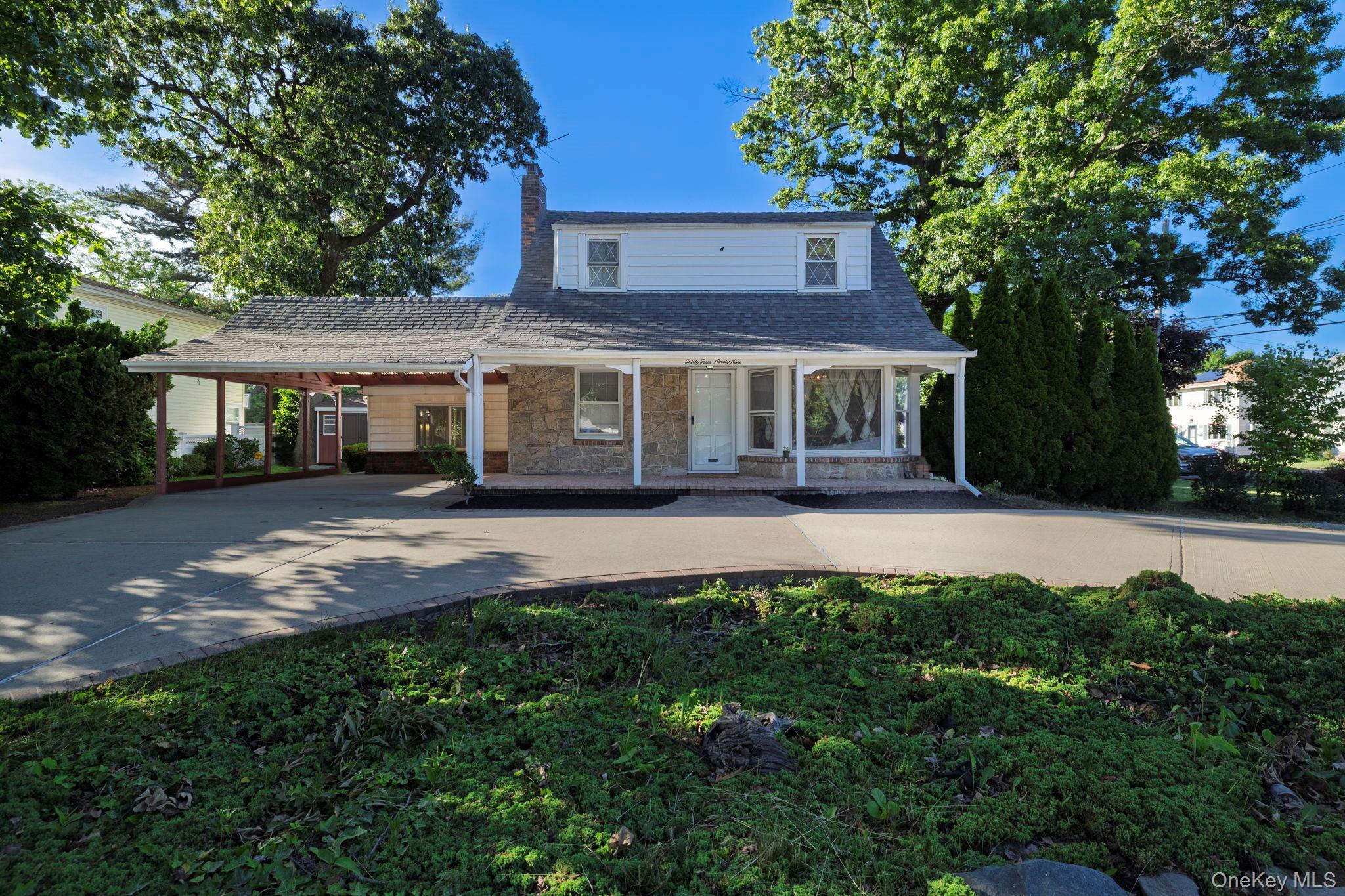 Single Family Woodward Avenue  Nassau County, NY 11793, MLS-1008154-2