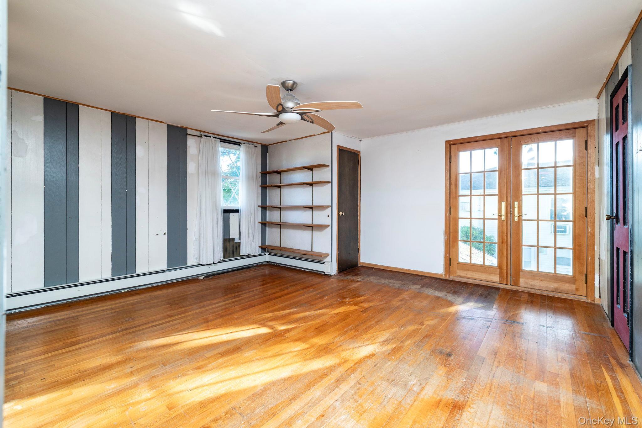 Single Family Woodward Avenue  Nassau County, NY 11793, MLS-1008154-23