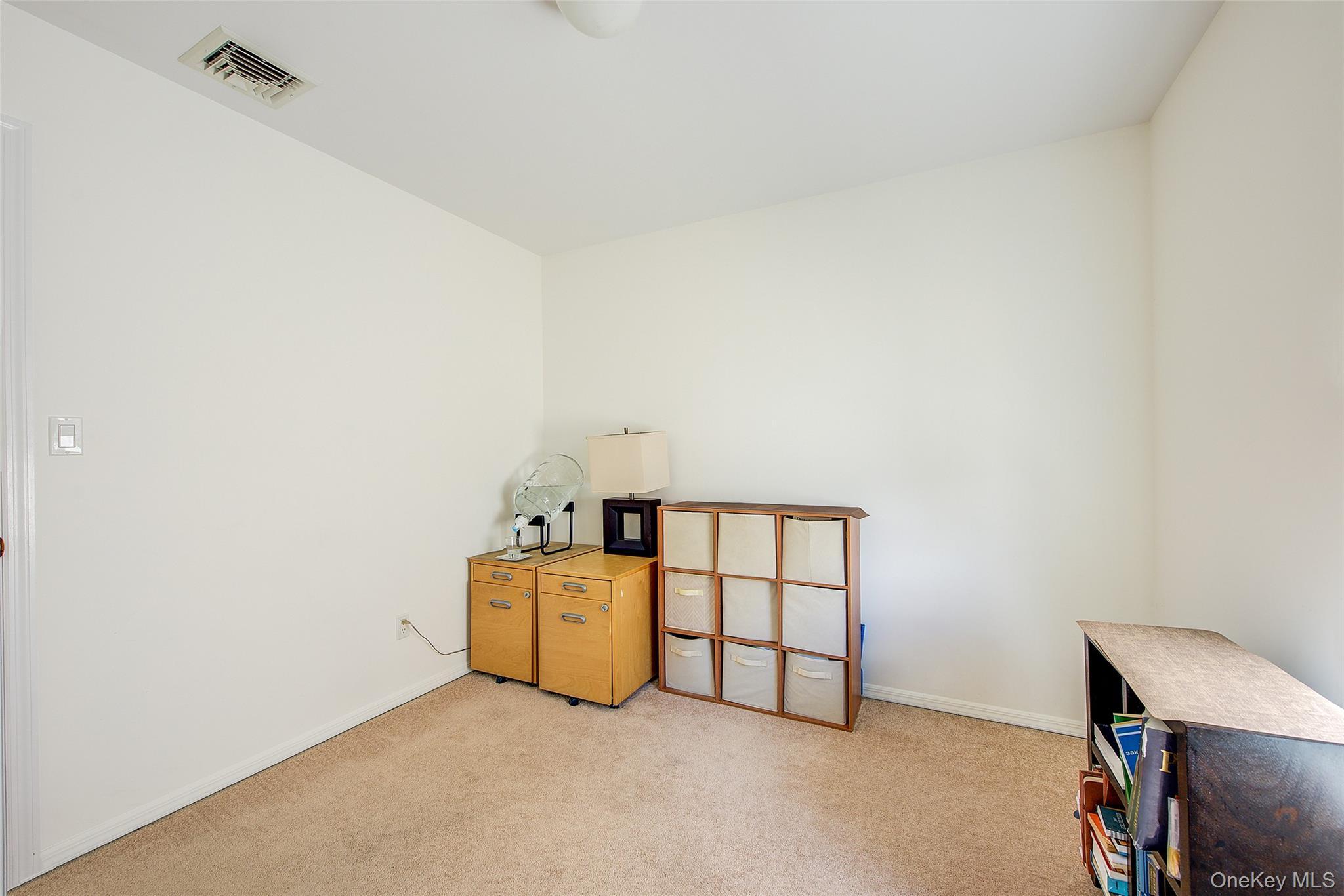 Single Family Arctic Street Suffolk County, NY 11757, MLS-1008168-21
