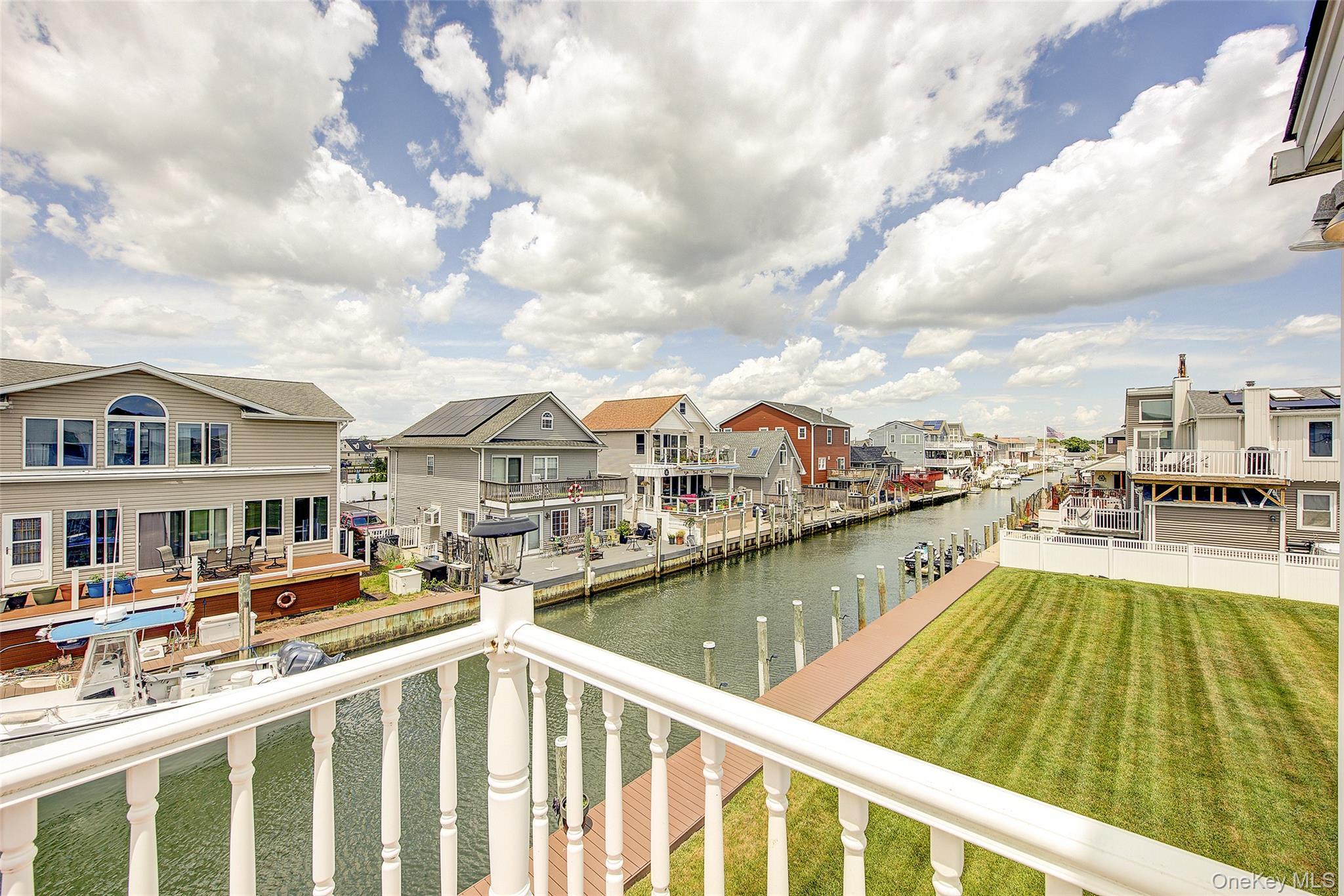 Single Family Arctic Street Suffolk County, NY 11757, MLS-1008168-27