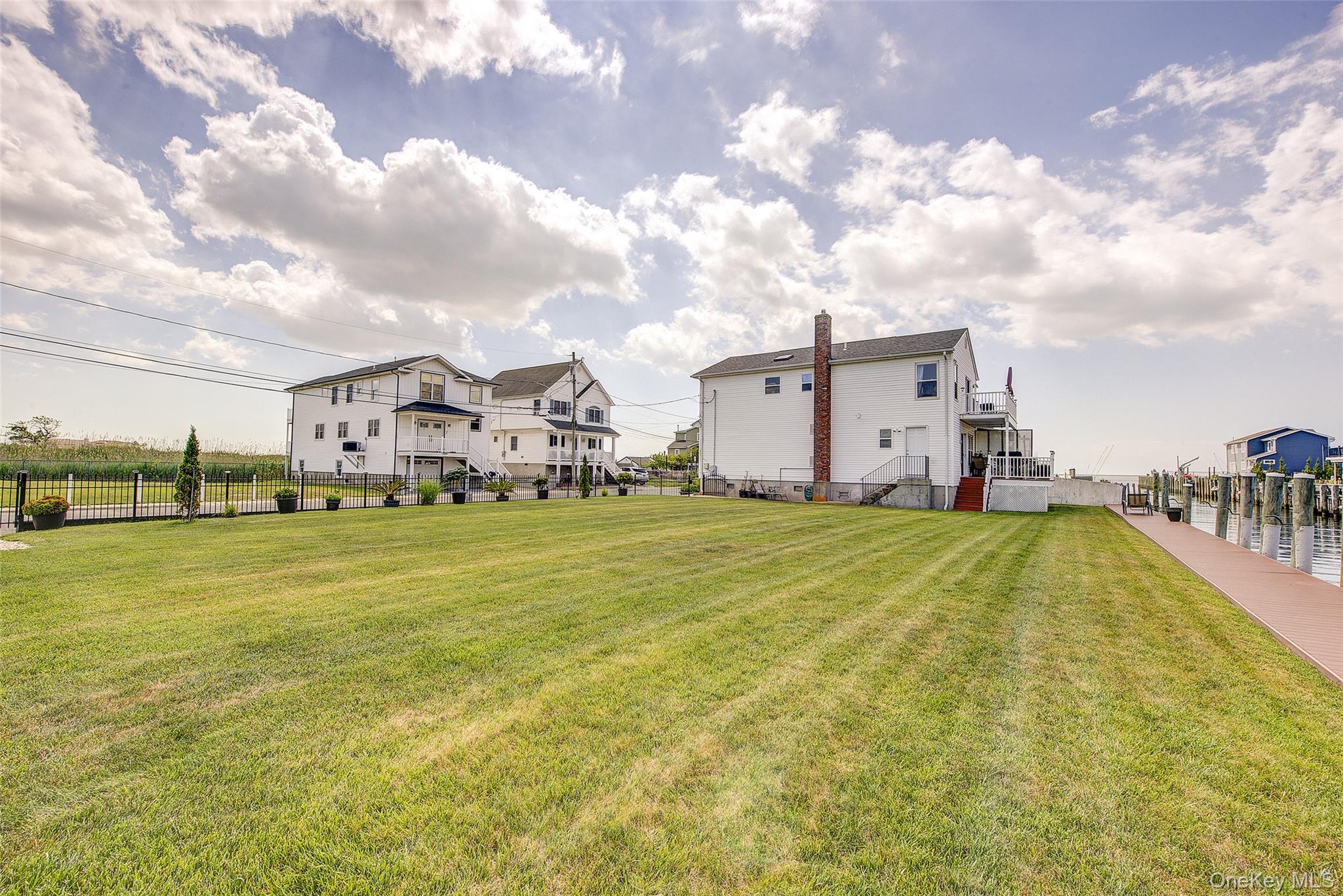 Single Family Arctic Street Suffolk County, NY 11757, MLS-1008168-36