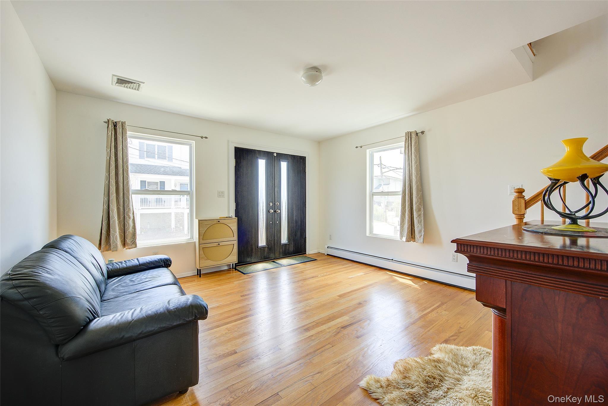 Single Family Arctic Street Suffolk County, NY 11757, MLS-1008168-4