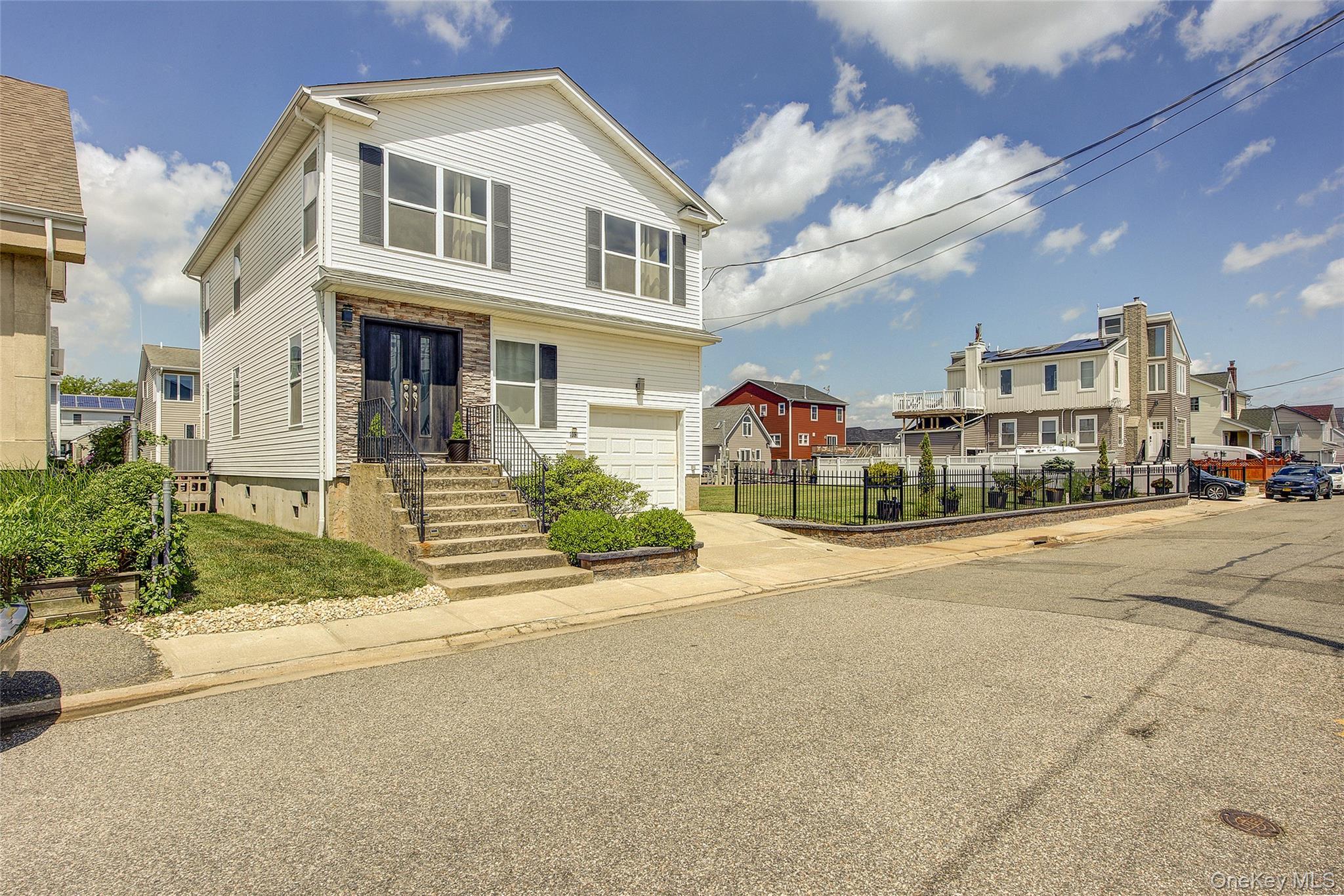 Single Family Arctic Street Suffolk County, NY 11757, MLS-1008168-43