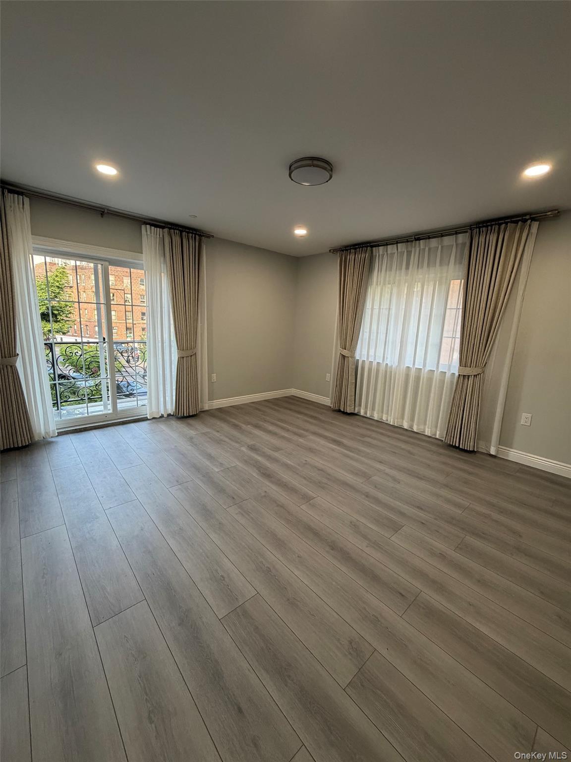 Single Family E 17th Street Brooklyn, NY 11226, MLS-1008172-2