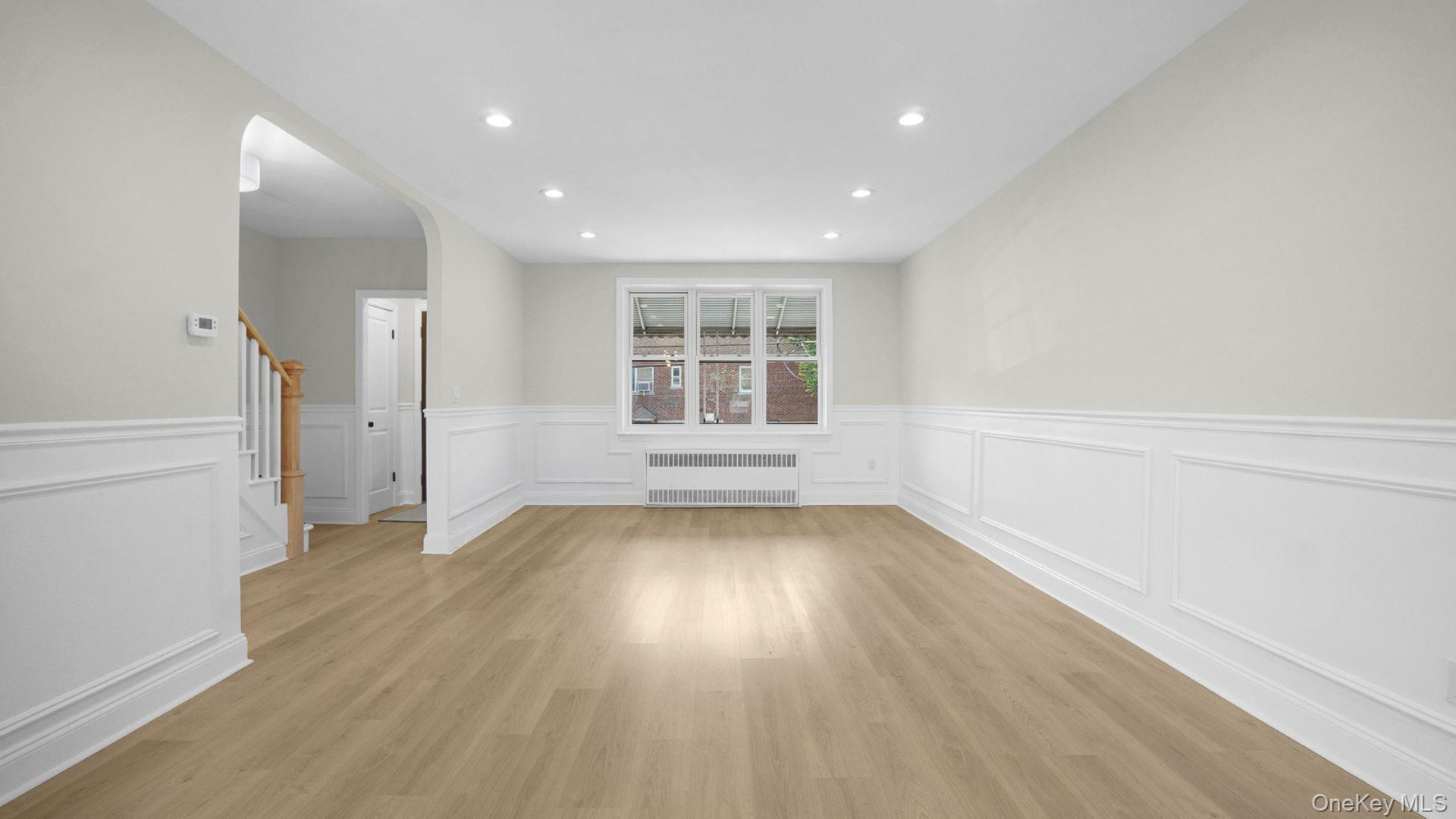 Single Family Corsa Bronx, NY 10469, MLS-1008182-13