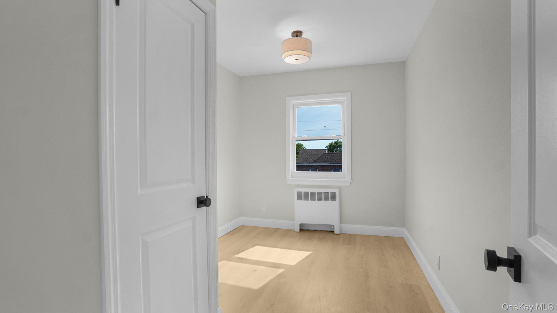 Single Family Corsa Bronx, NY 10469, MLS-1008182-17