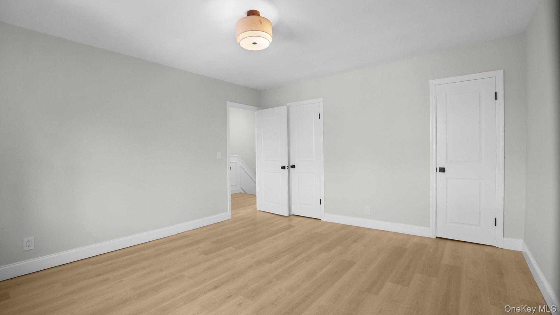 Single Family Corsa Bronx, NY 10469, MLS-1008182-20