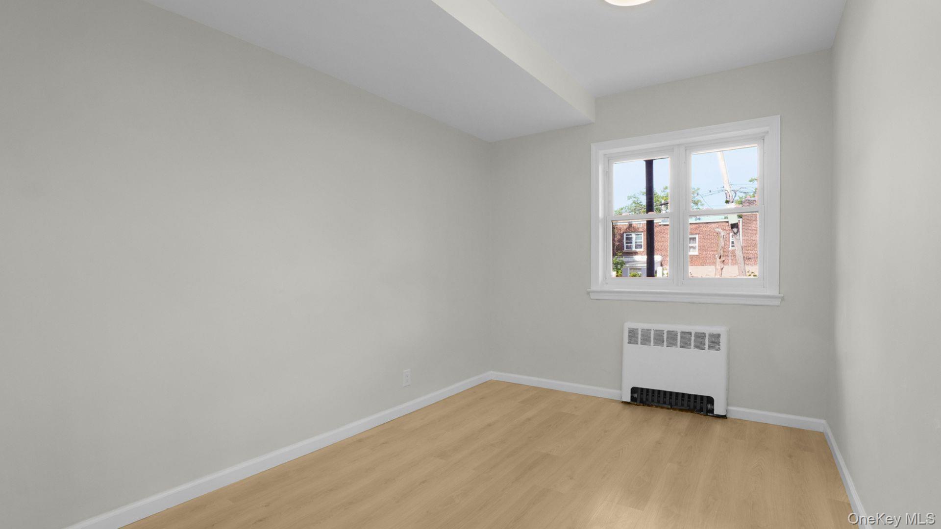 Single Family Corsa Bronx, NY 10469, MLS-1008182-21