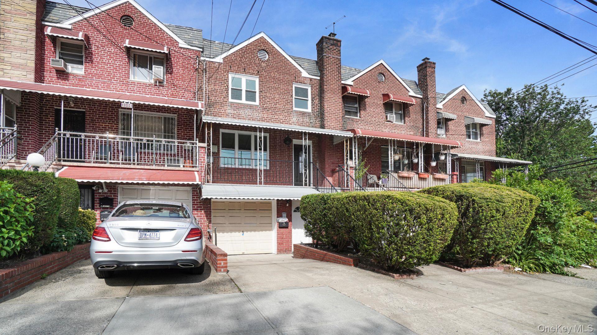 Single Family Corsa Bronx, NY 10469, MLS-1008182-27