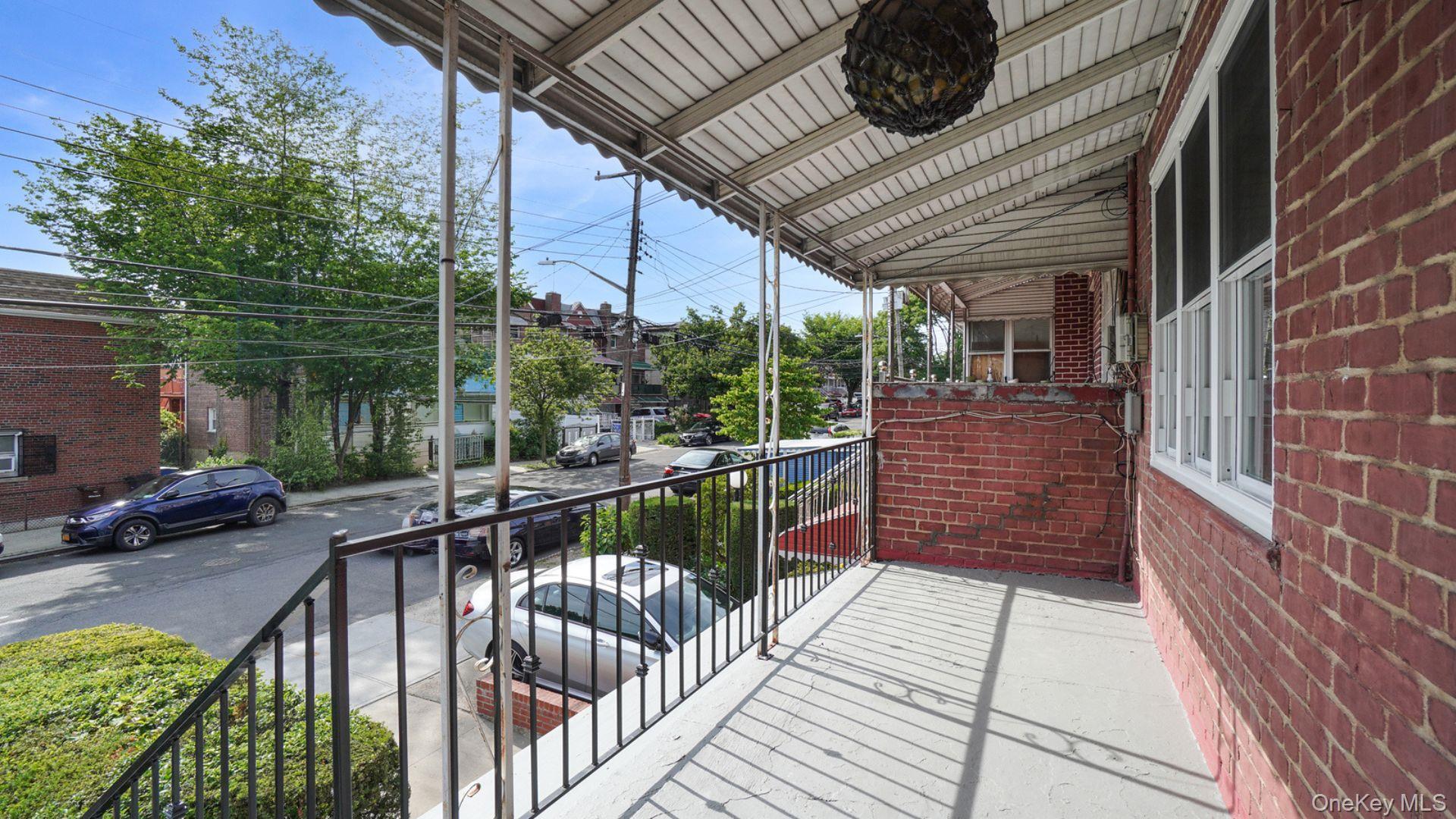 Single Family Corsa Bronx, NY 10469, MLS-1008182-28