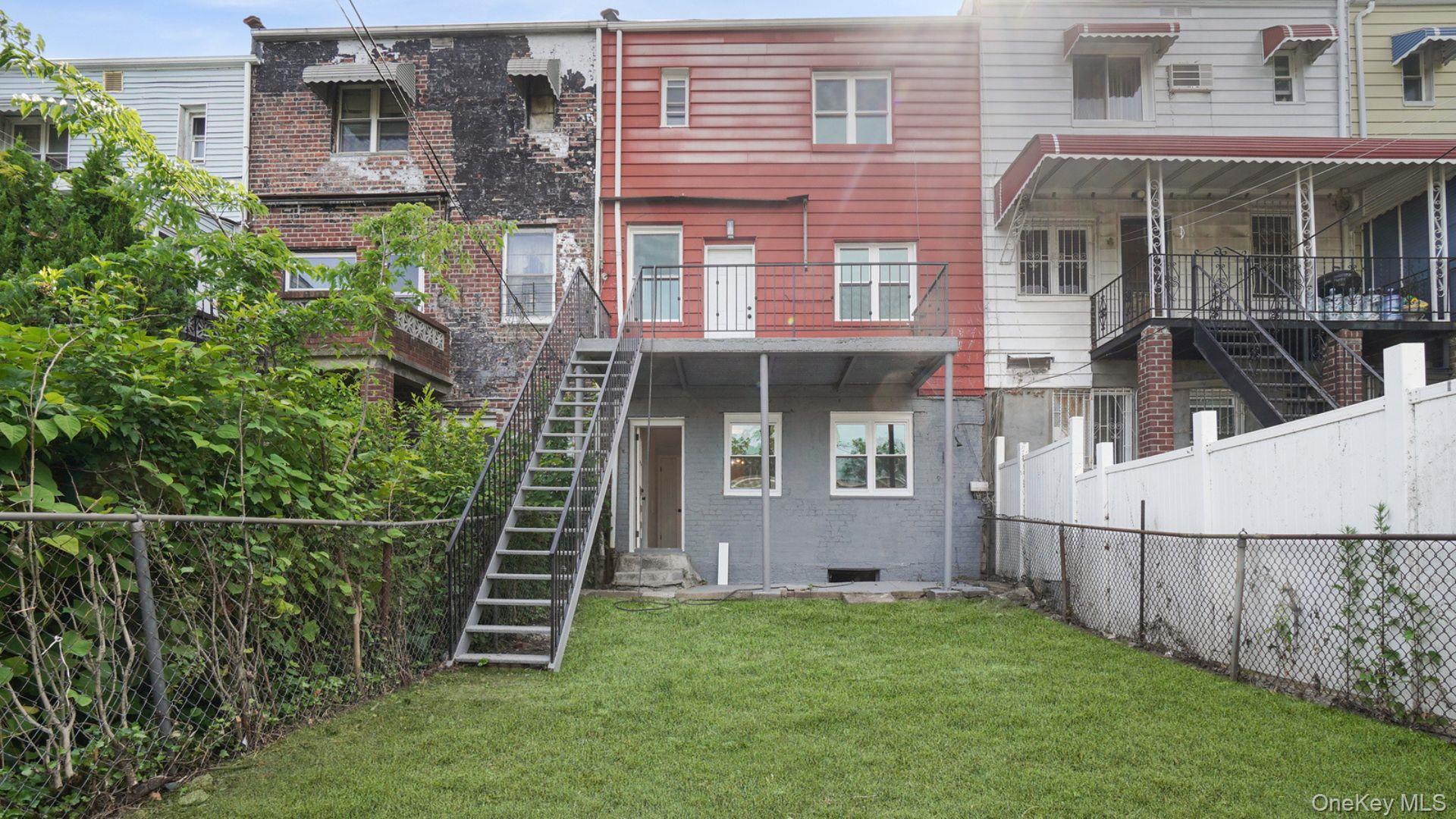 Single Family Corsa Bronx, NY 10469, MLS-1008182-30