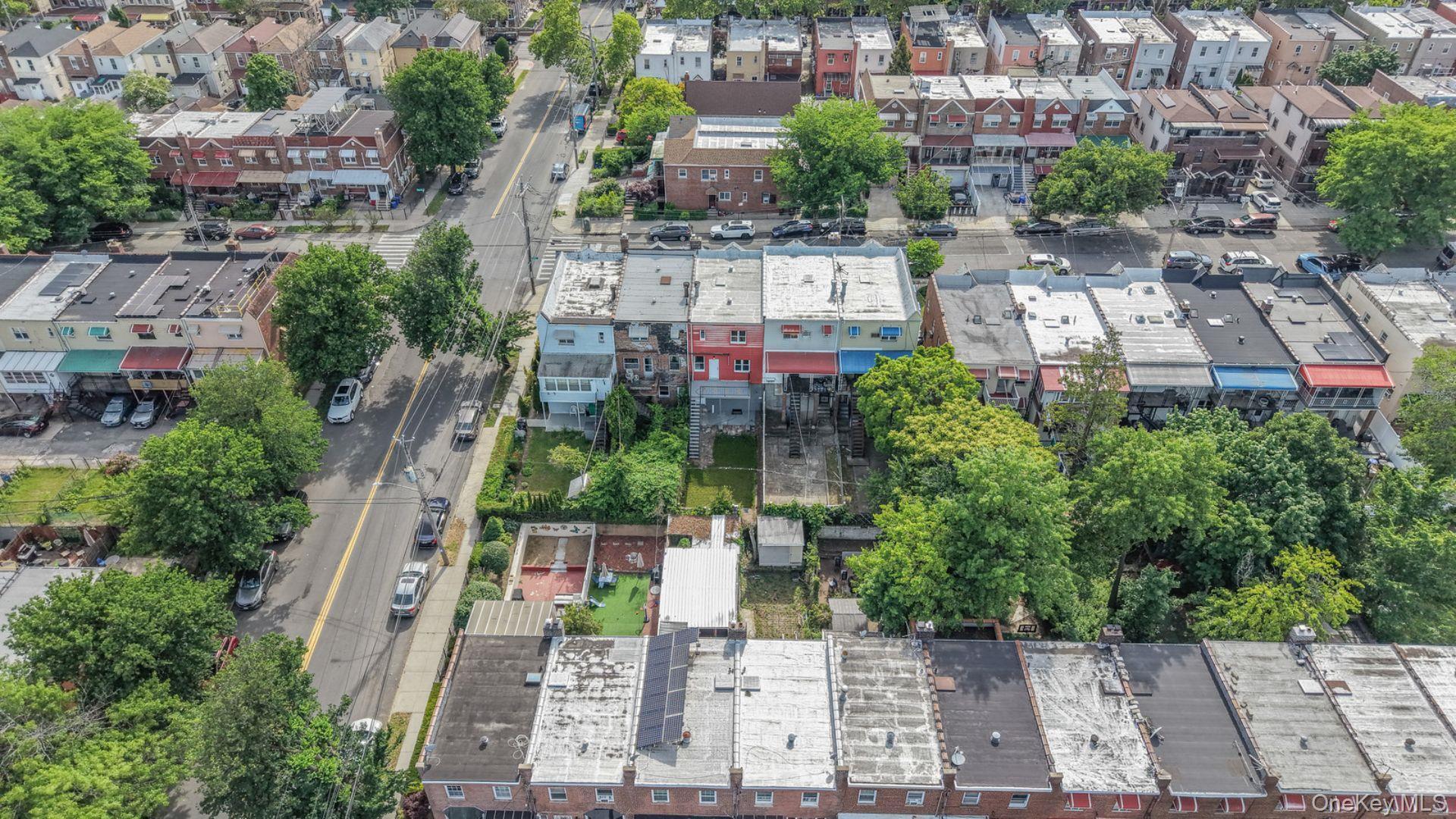 Single Family Corsa Bronx, NY 10469, MLS-1008182-34