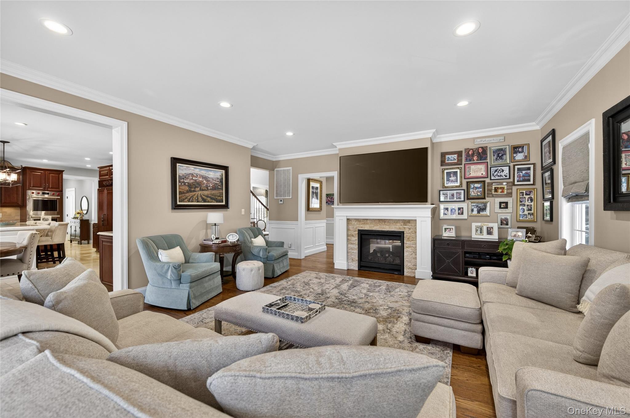 Single Family Harbor Road Suffolk County, NY 11724, MLS-1008198-10