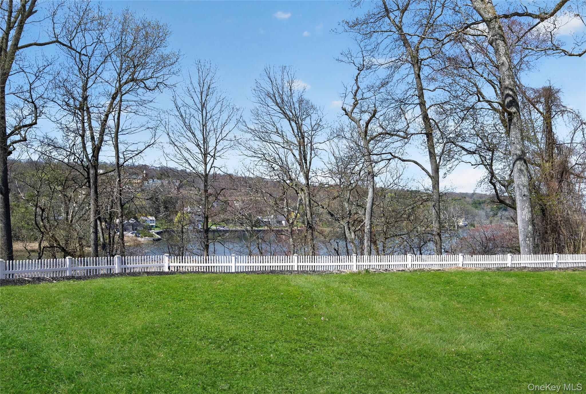 Single Family Harbor Road Suffolk County, NY 11724, MLS-1008198-34