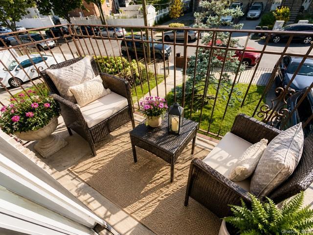 Single Family Edison  Bronx, NY 10461, MLS-1008203-12