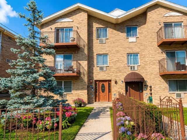 Single Family Edison Avenue Bronx, NY 10461, MLS-1008203-25