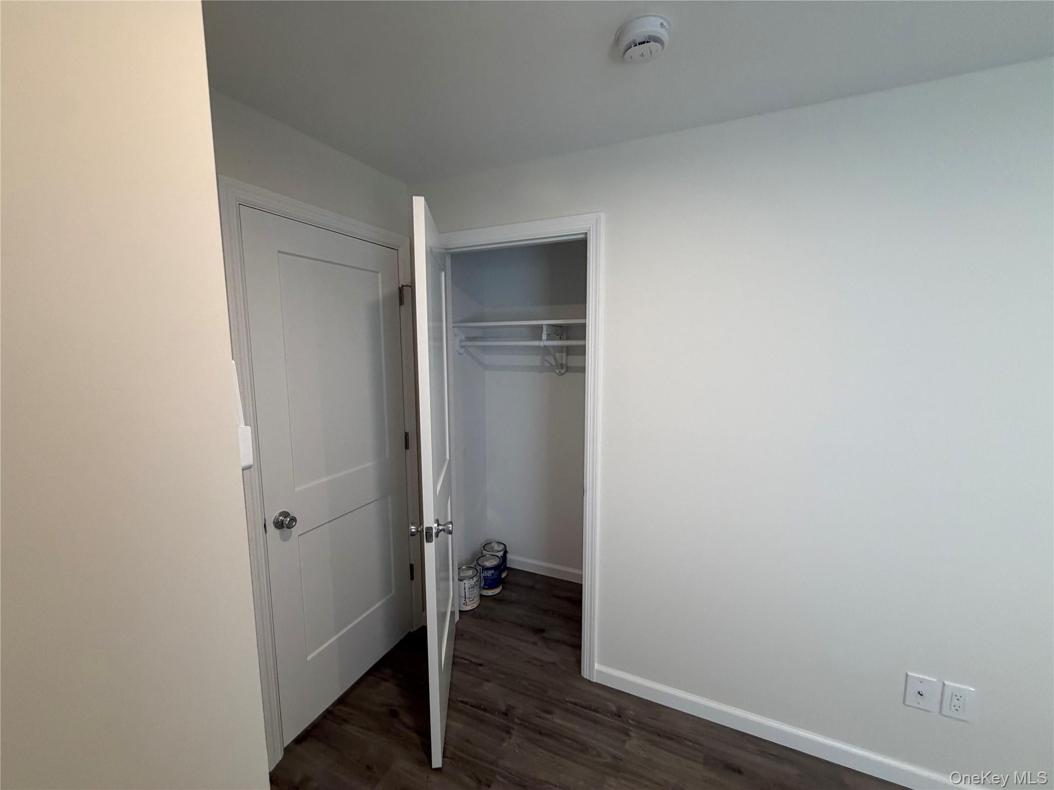Single Family Fulton Avenue  Suffolk County, NY 11950, MLS-1008256-16
