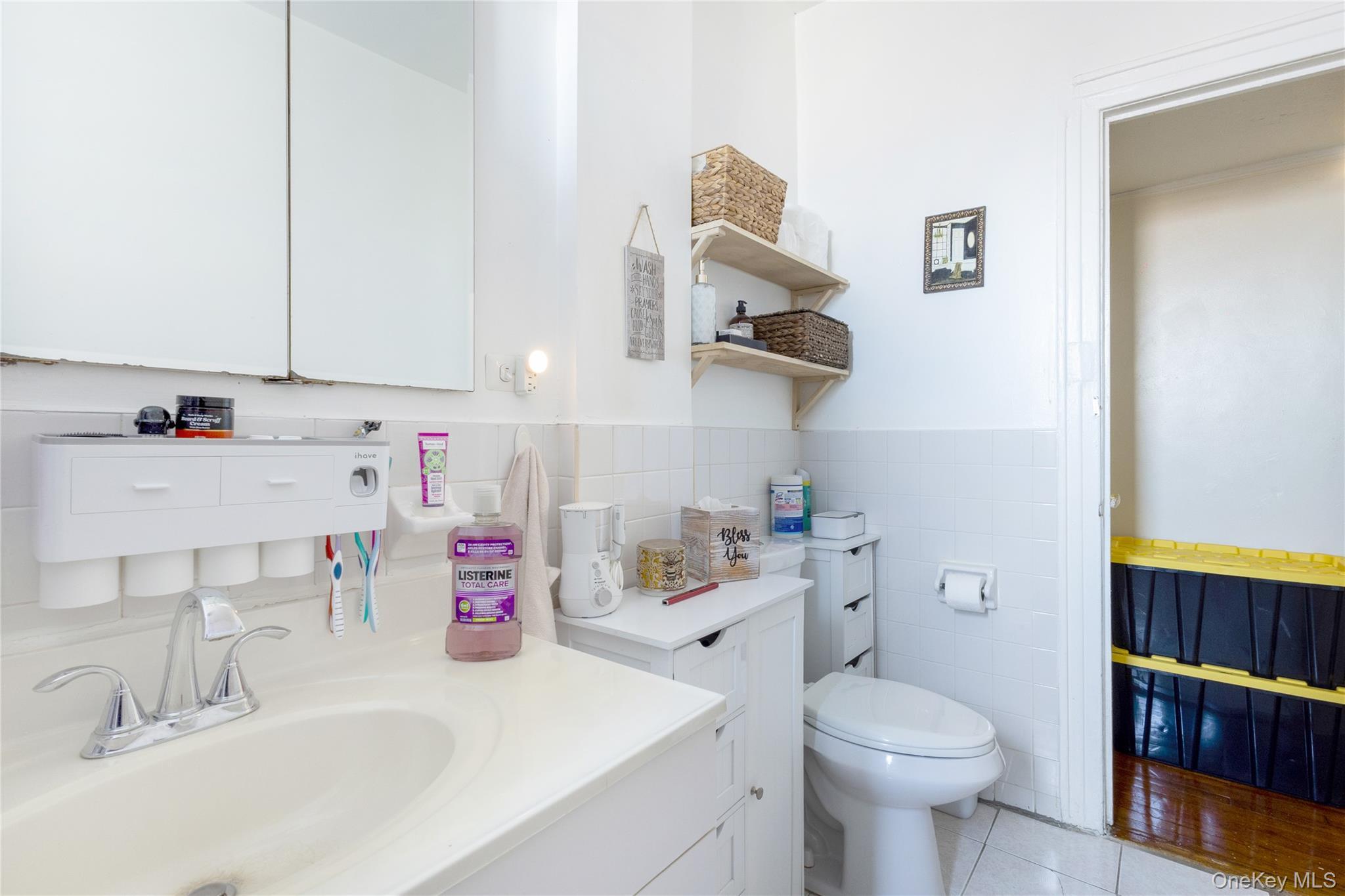 Single Family 227th  Bronx, NY 10463, MLS-1008278-20