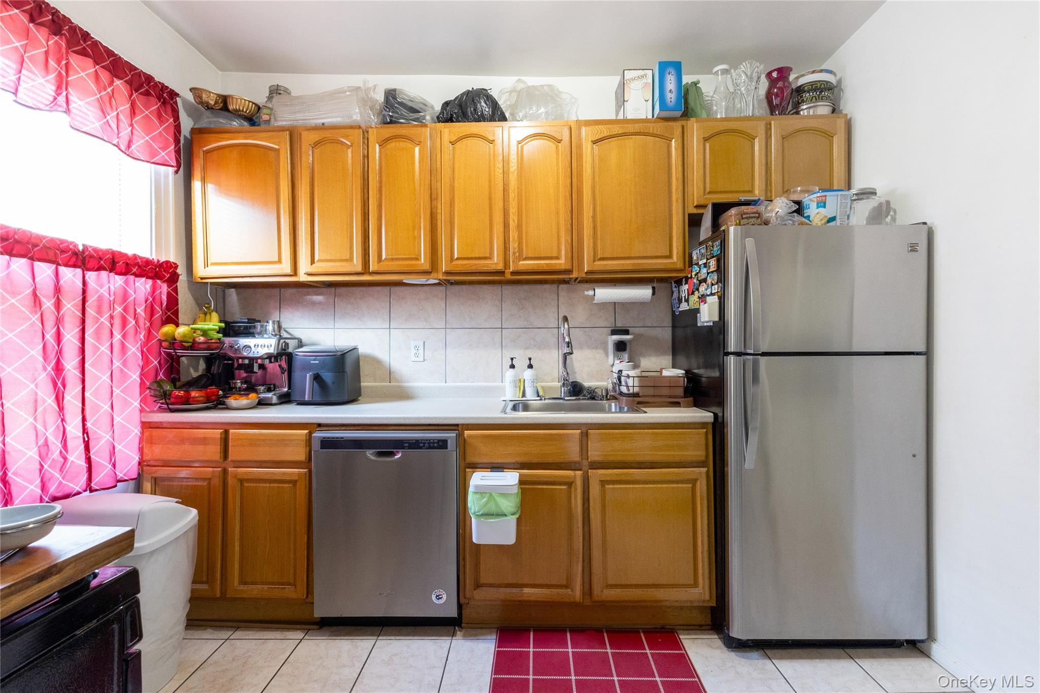 Single Family 227th  Bronx, NY 10463, MLS-1008278-24