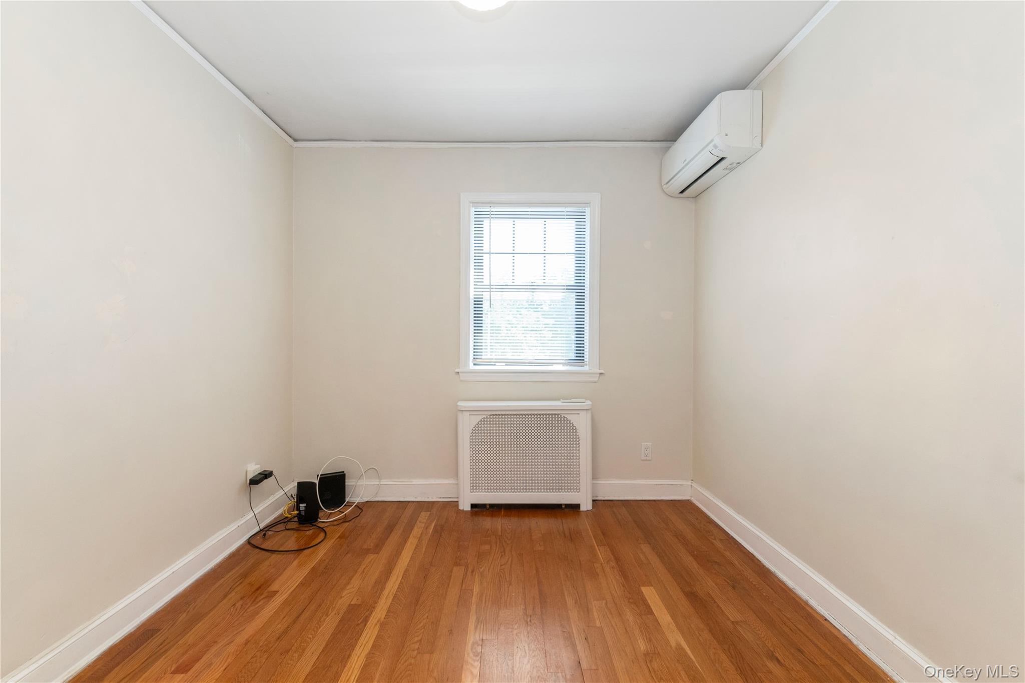 Single Family 83rd Queens, NY 11385, MLS-1008302-13