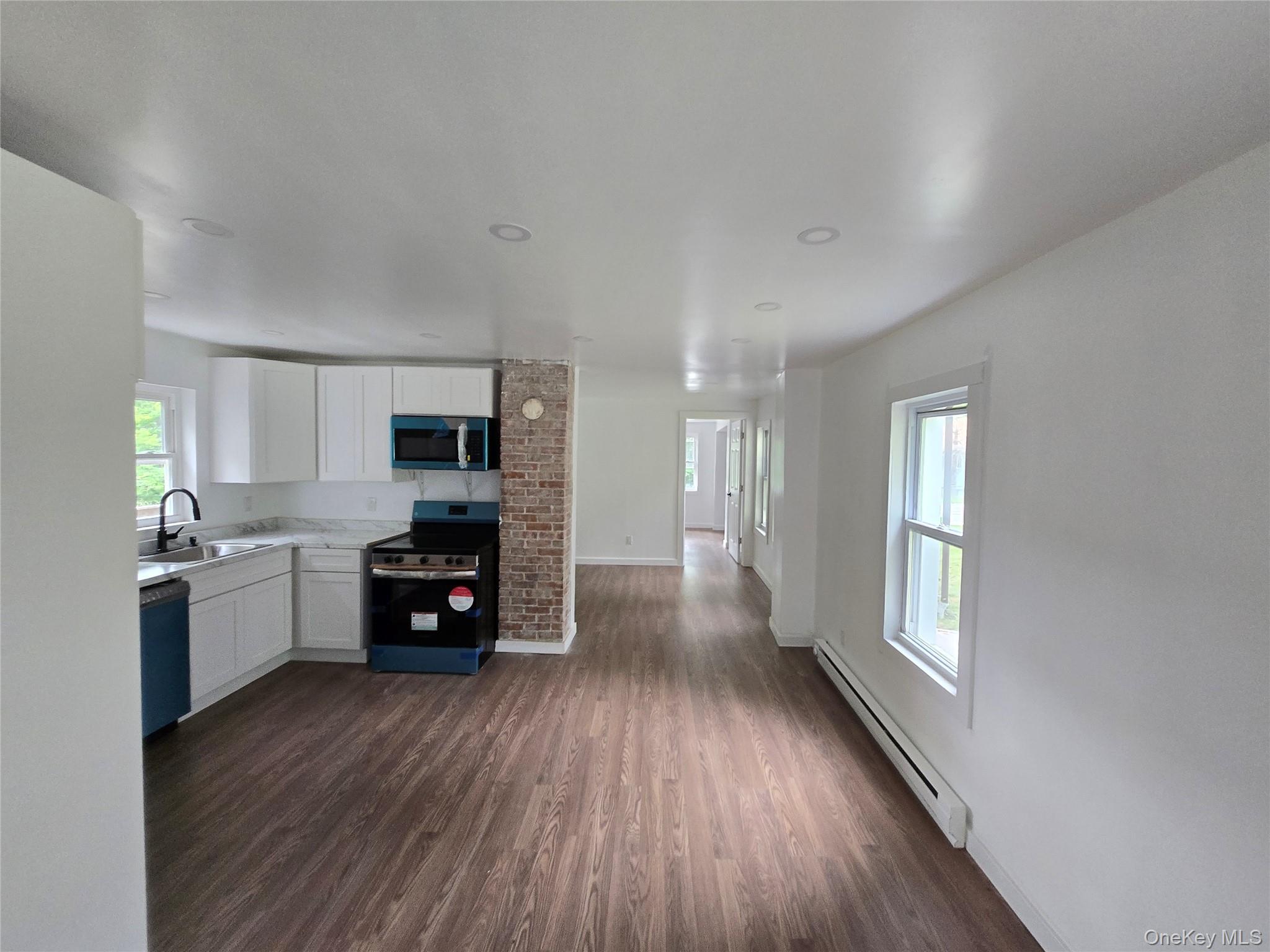 Single Family Spring Glen  Sullivan County, NY 12763, MLS-1008357-10