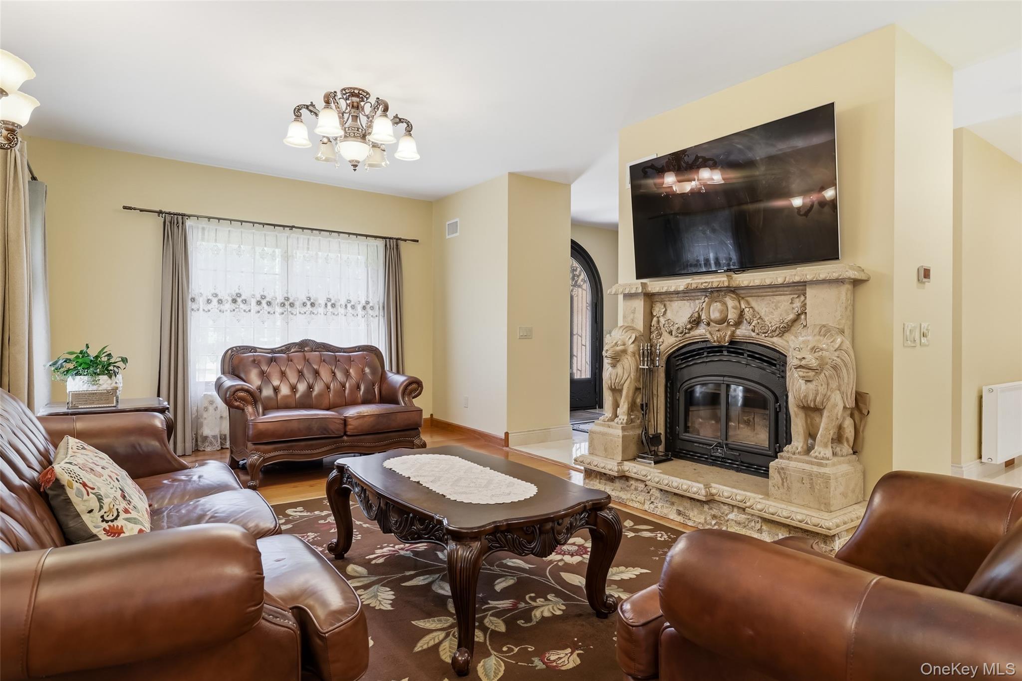 Single Family Old Willets Path Suffolk County, NY 11787, MLS-1008414-15