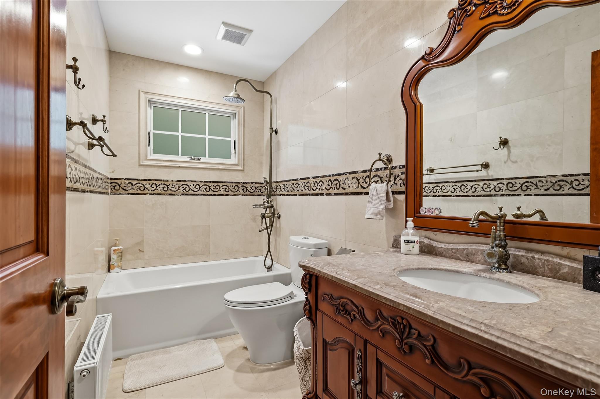 Single Family Old Willets Path Suffolk County, NY 11787, MLS-1008414-23