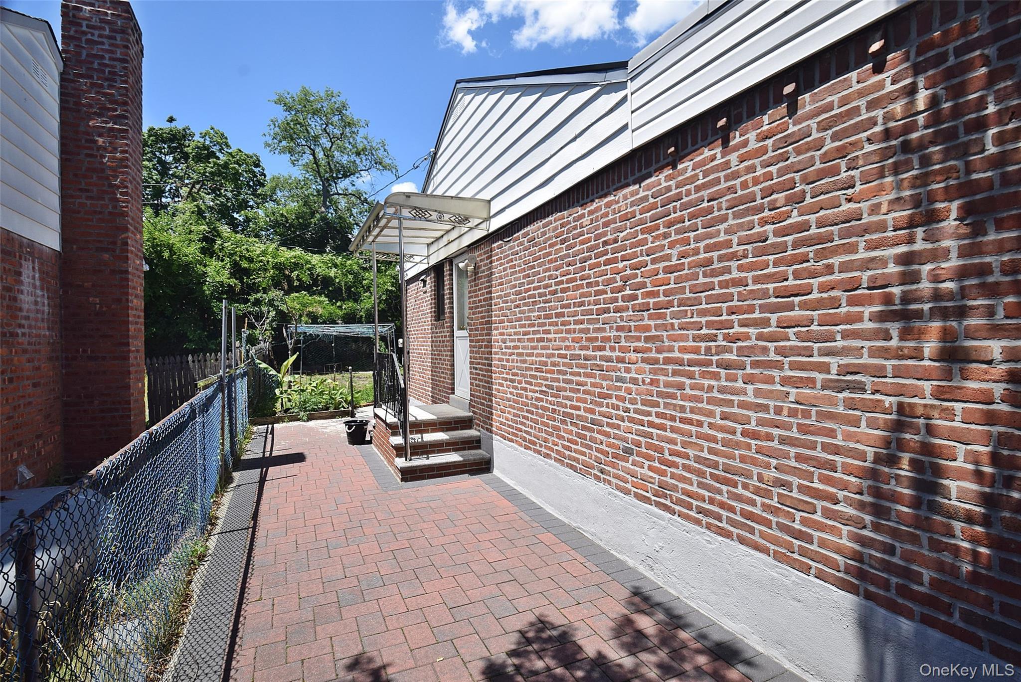 Single Family Bauer Street Nassau County, NY 11003, MLS-1008417-31