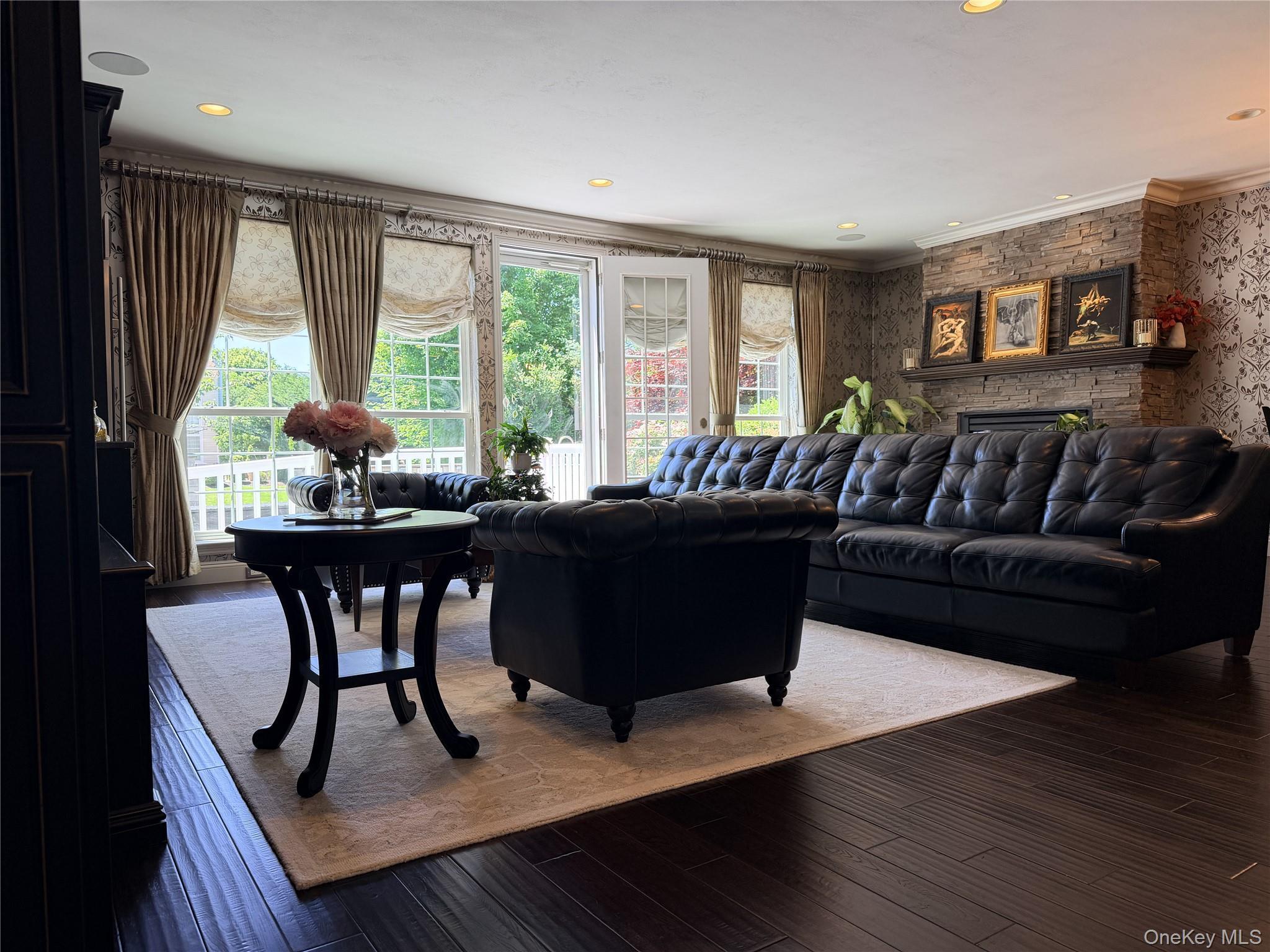 Single Family Hamlet Woods Drive Suffolk County, NY 11780, MLS-1008427-13