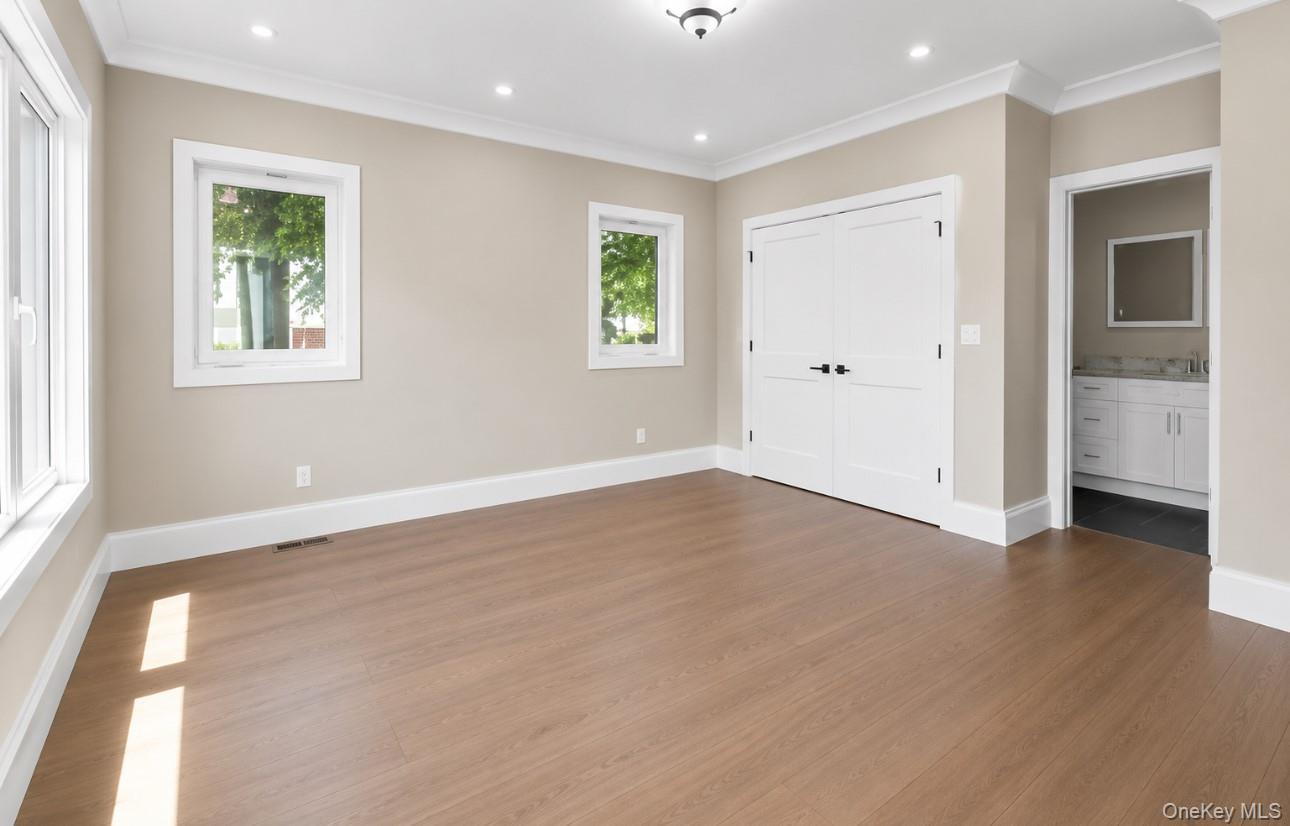 Single Family W Cherry Street Nassau County, NY 11801, MLS-1008430-16