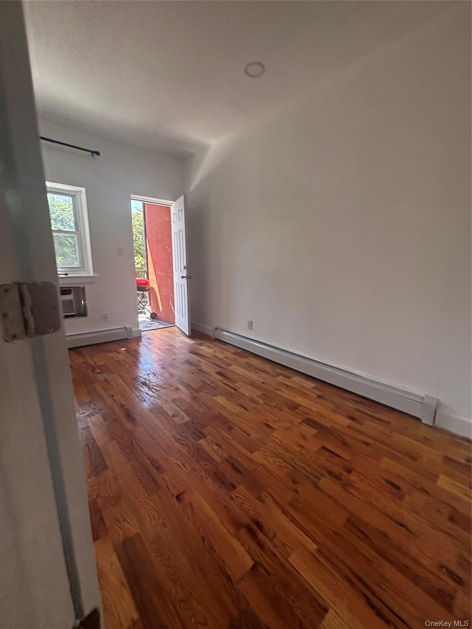 Single Family 140th Avenue Queens, NY 11413, MLS-1008465-11