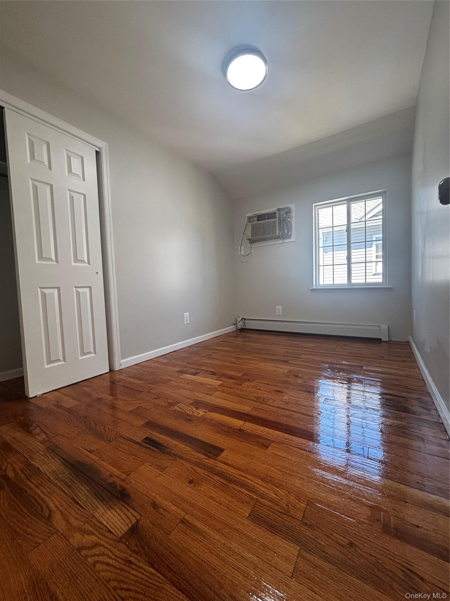 Single Family 140th Avenue Queens, NY 11413, MLS-1008465-16