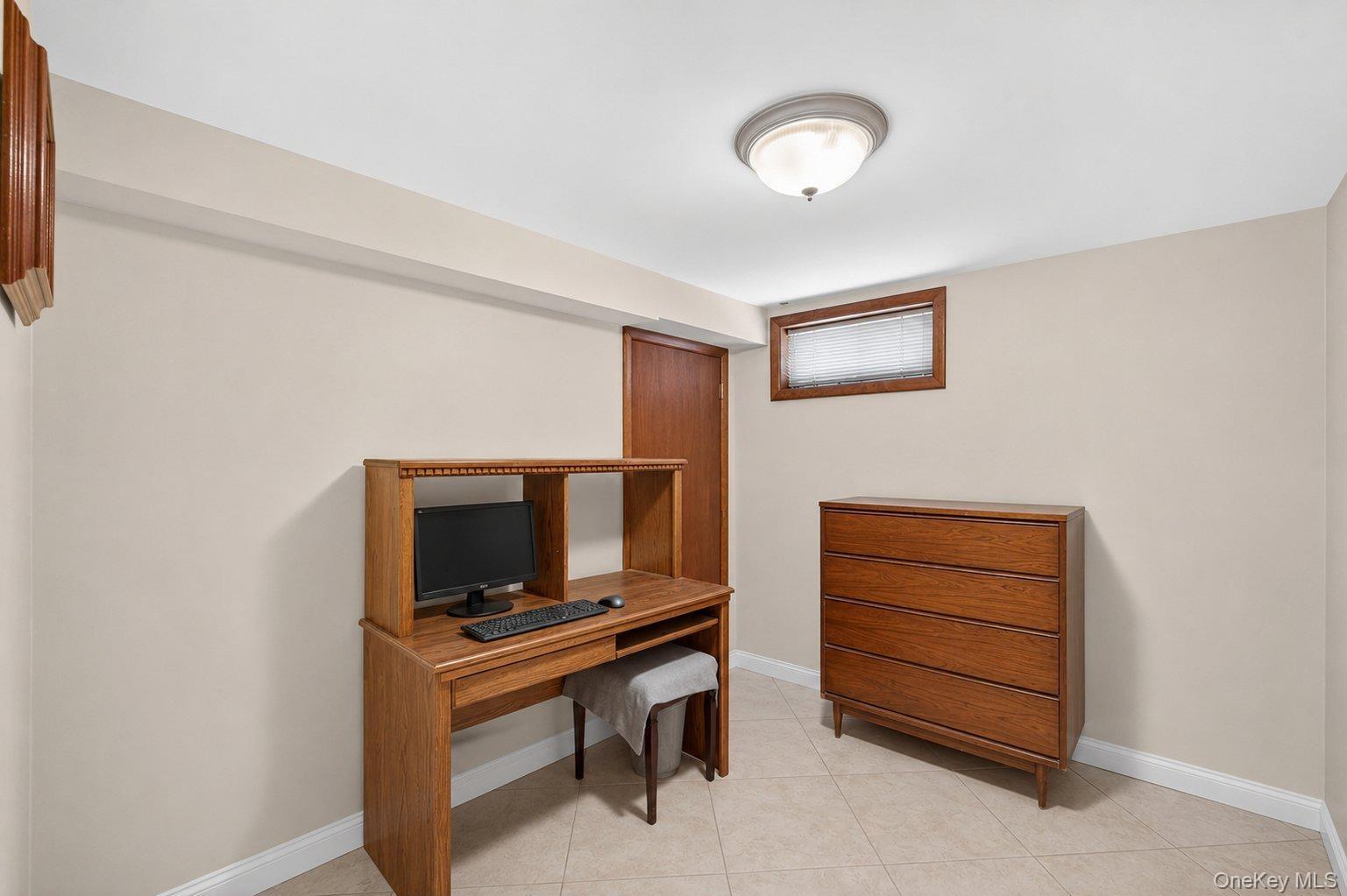 Single Family 169th Street Queens, NY 11358, MLS-1008480-20