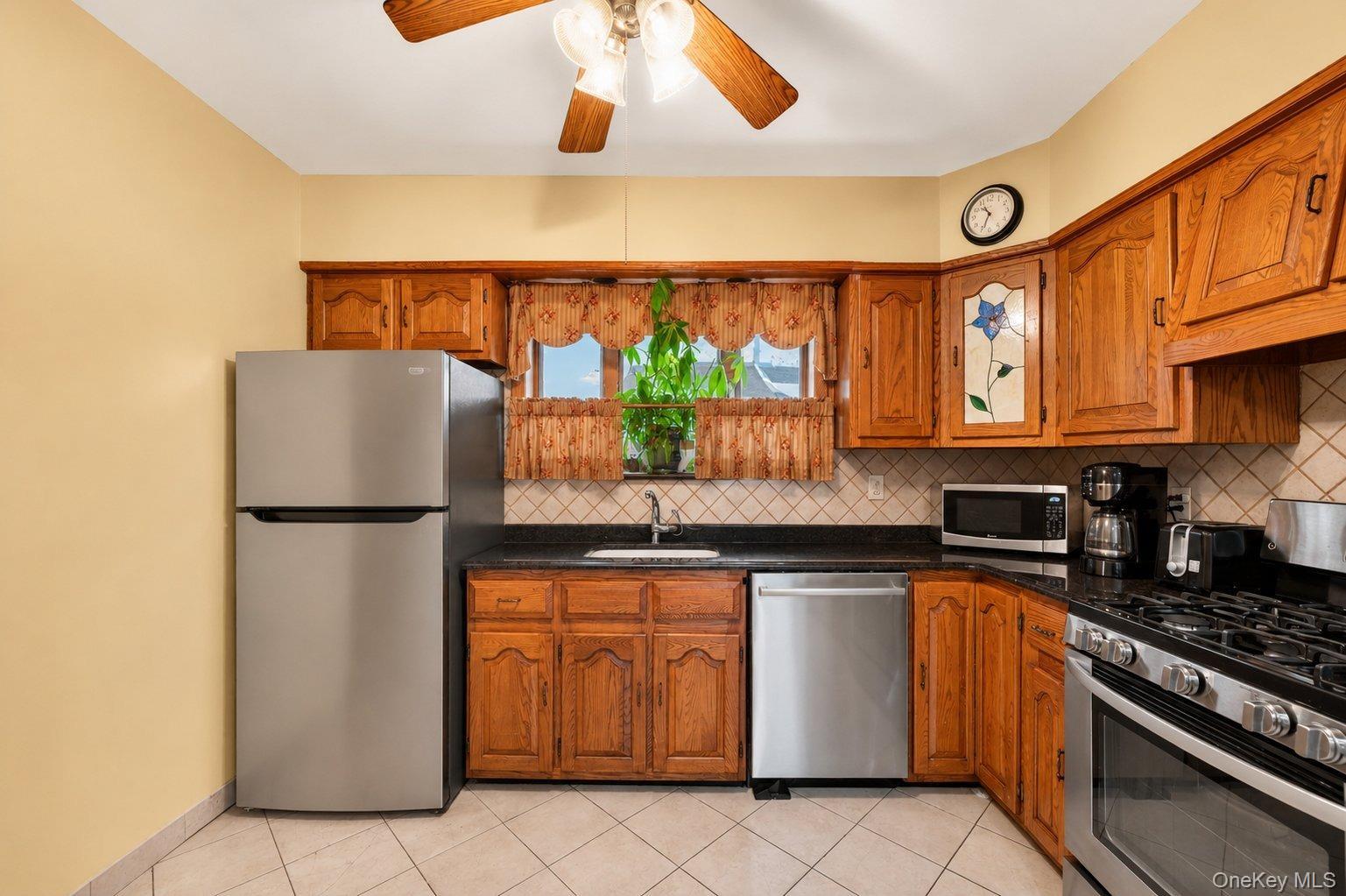 Single Family 169th Street Queens, NY 11358, MLS-1008480-9