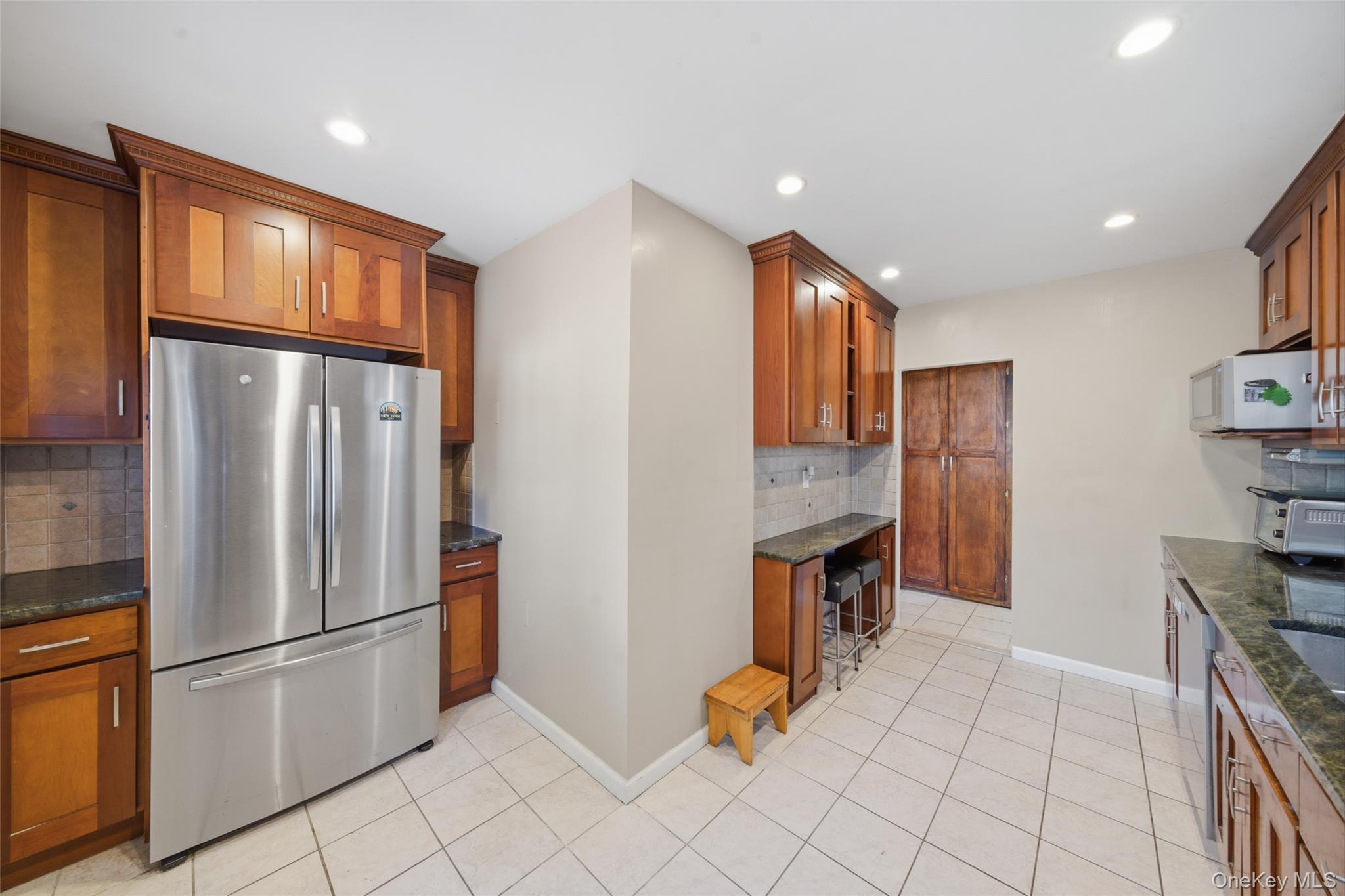 Single Family 88th Queens, NY 11426, MLS-1008486-11