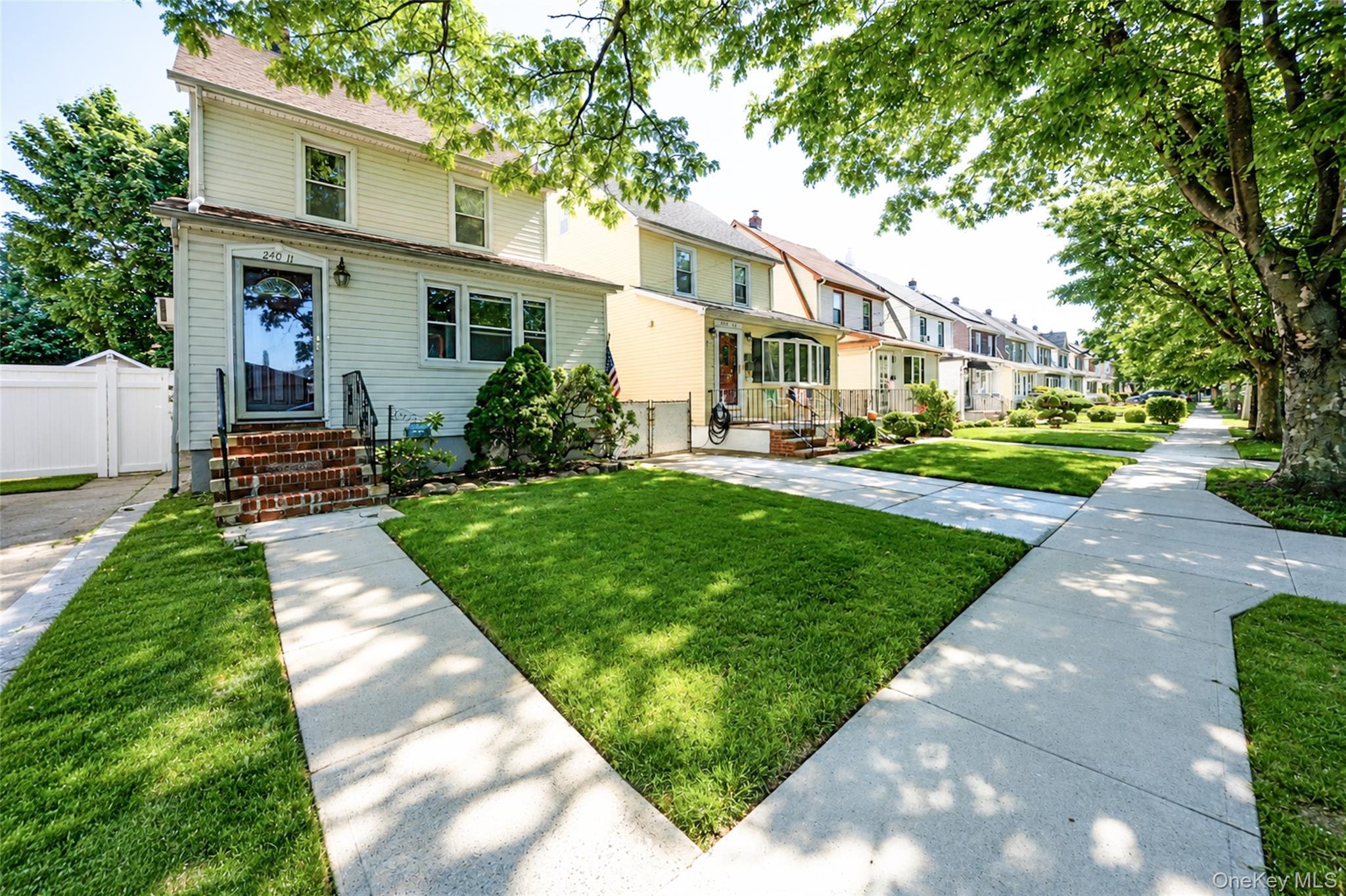 Single Family 88th Queens, NY 11426, MLS-1008486-36