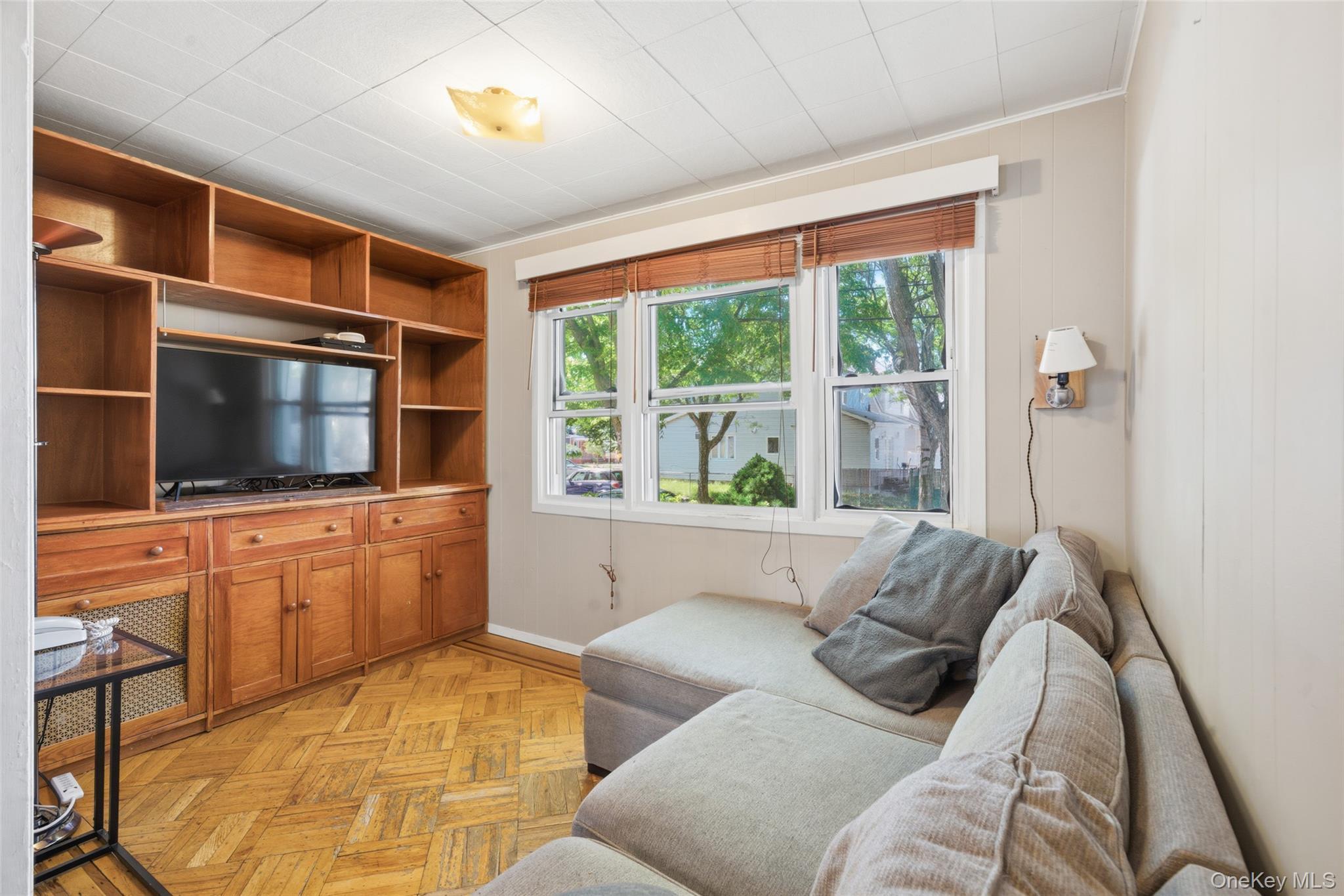 Single Family 88th Queens, NY 11426, MLS-1008486-7