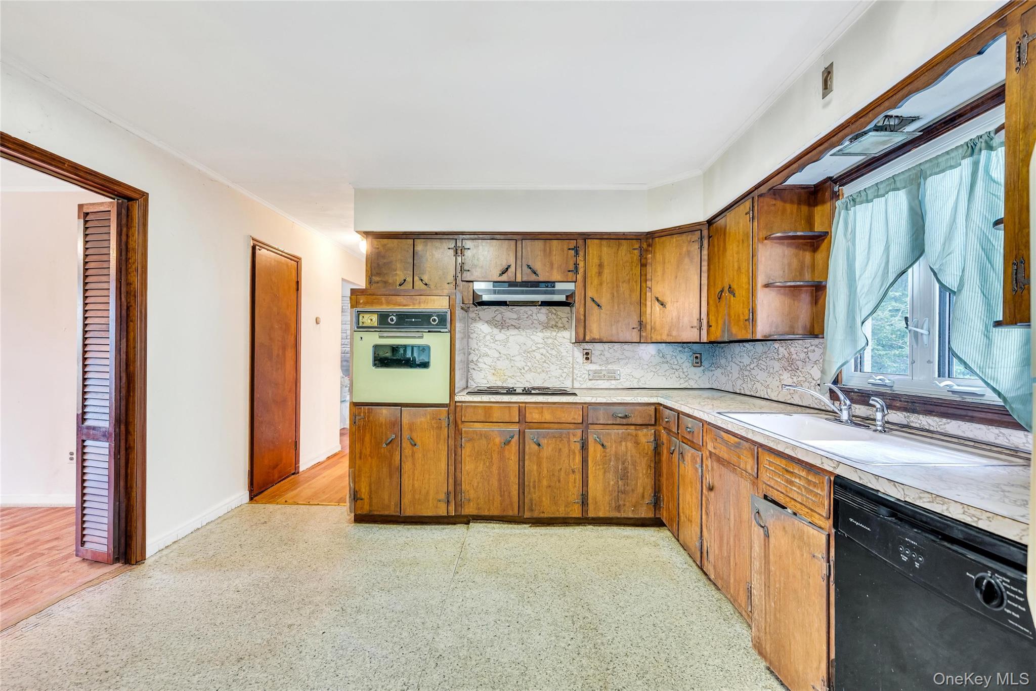 Single Family Johnson Avenue Suffolk County, NY 11782, MLS-1008492-13