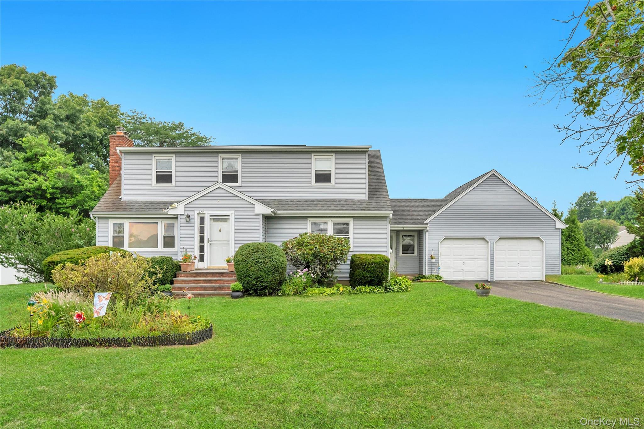 Single Family Johnson Avenue Suffolk County, NY 11782, MLS-1008492-2